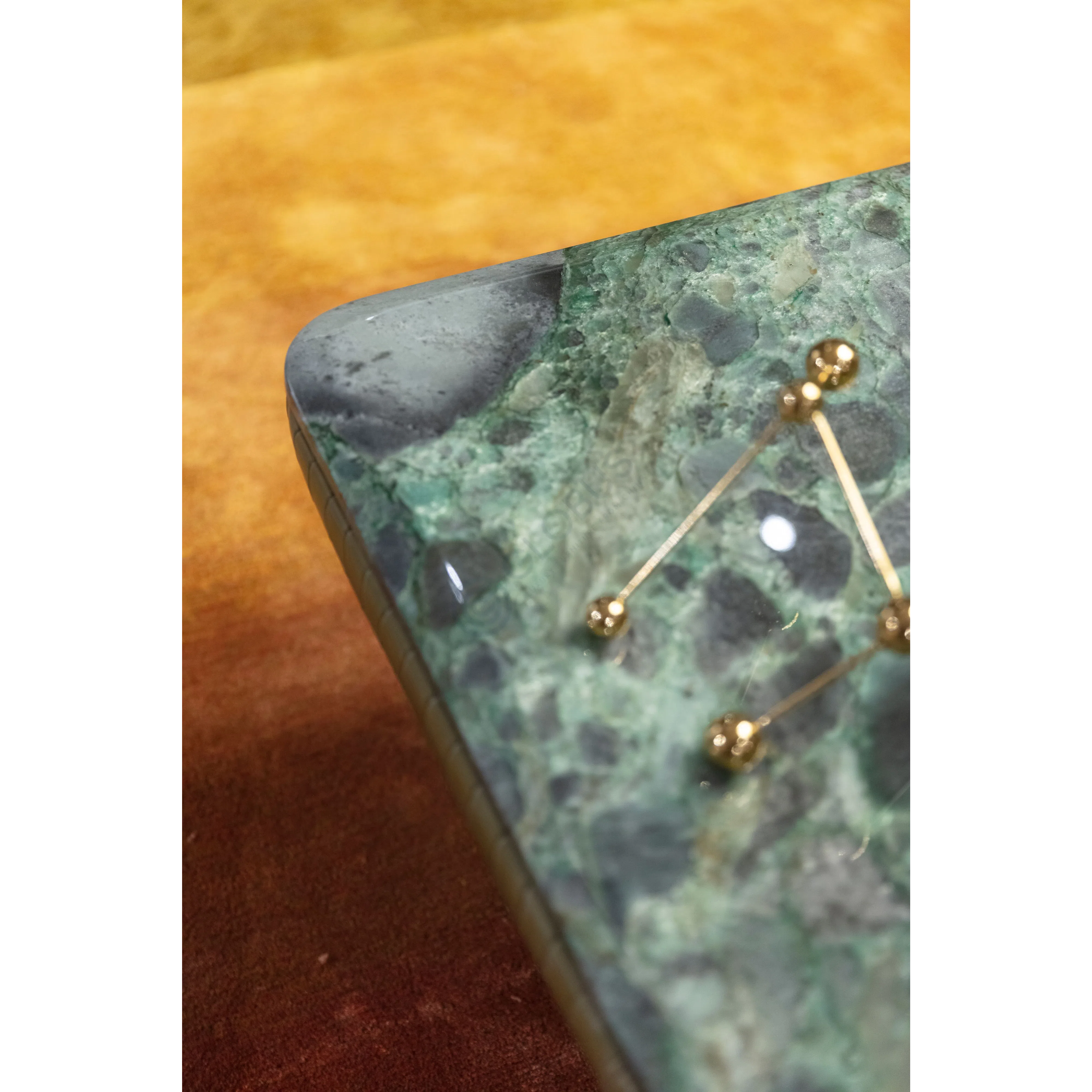 Журнальный столик Xandru