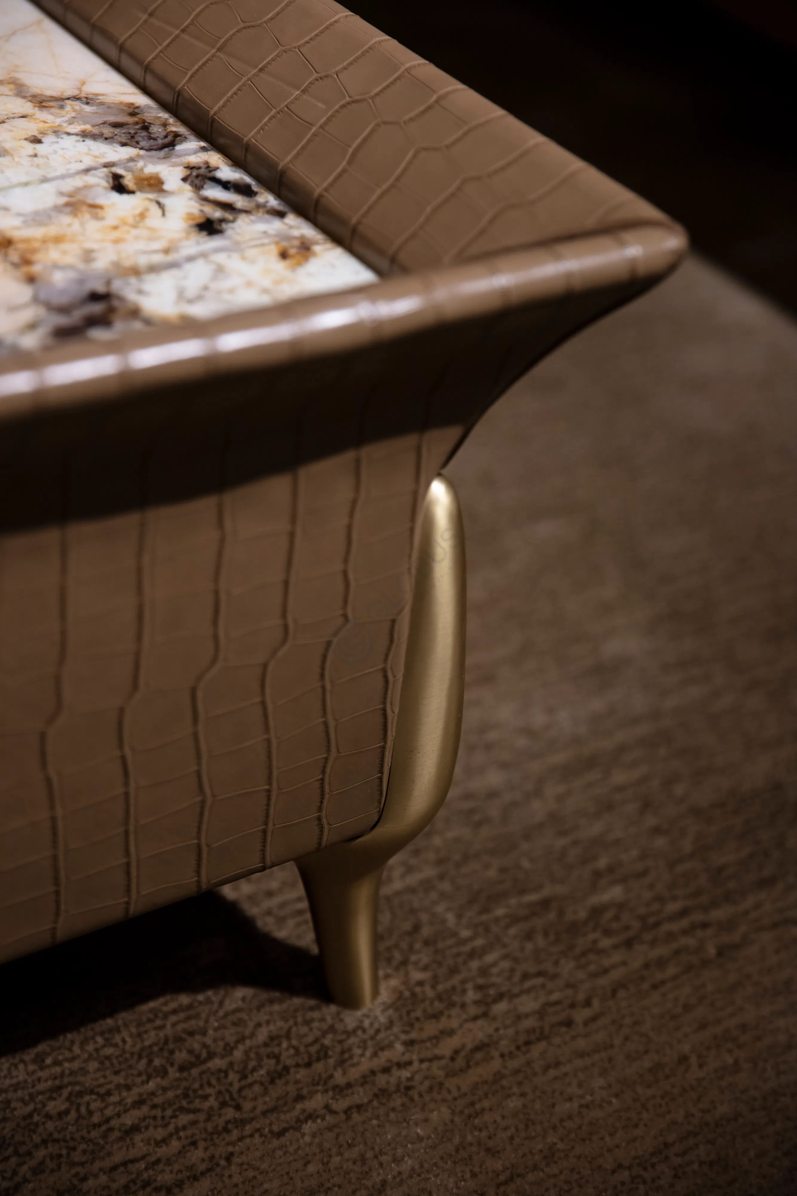 Журнальный столик Bucanica