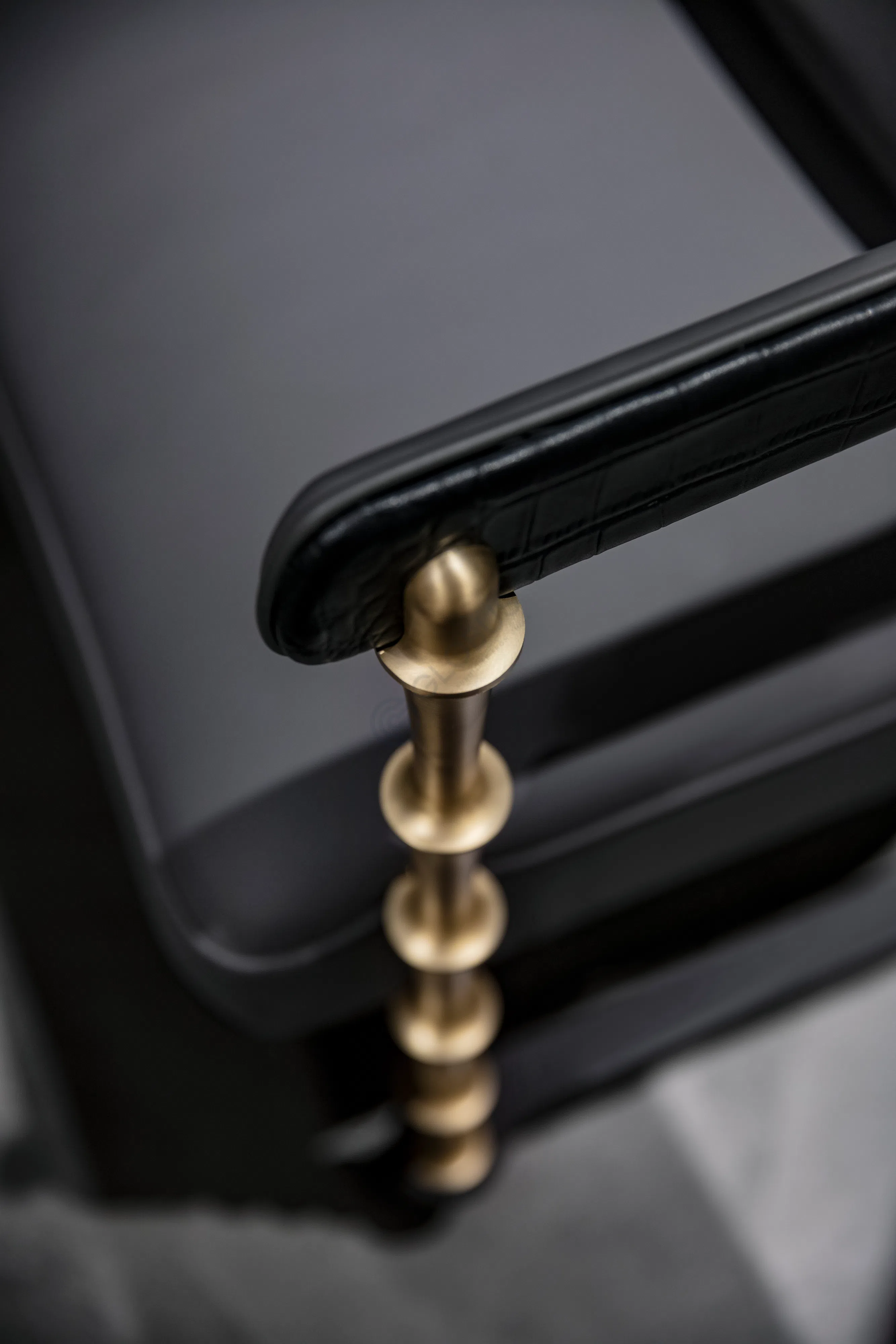 Кресло Vinifer