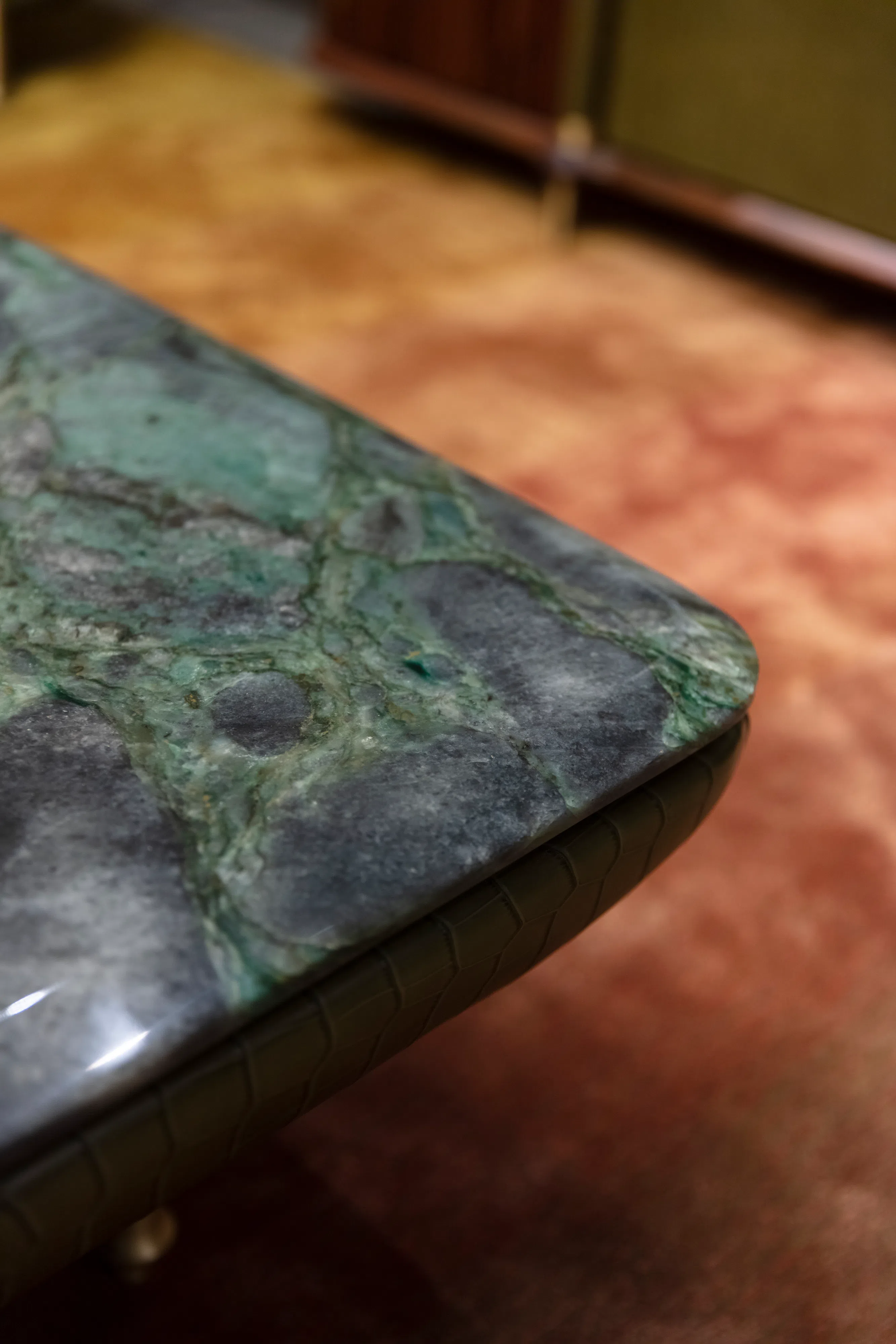 Журнальный столик Xandru