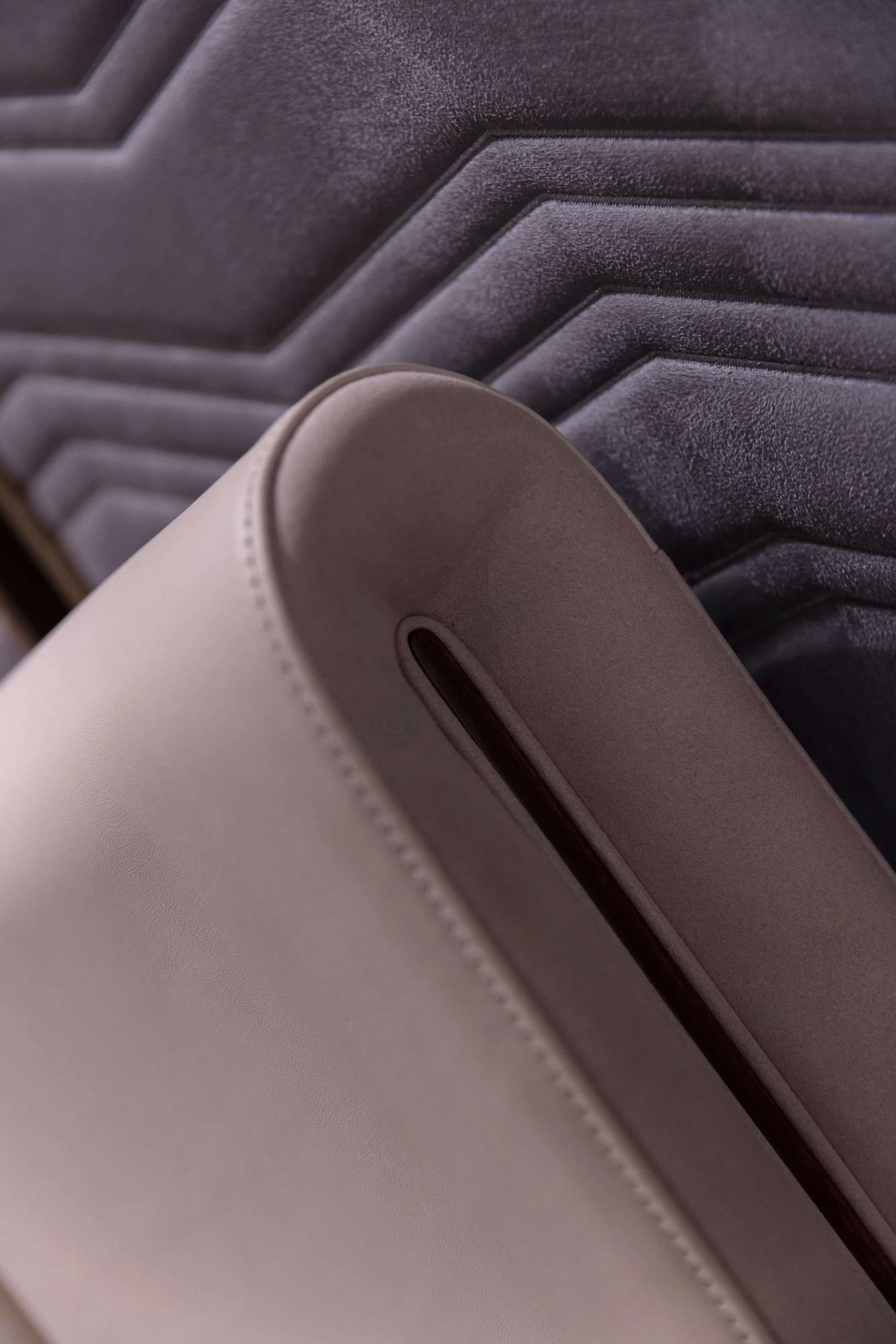 Кровать Exulto