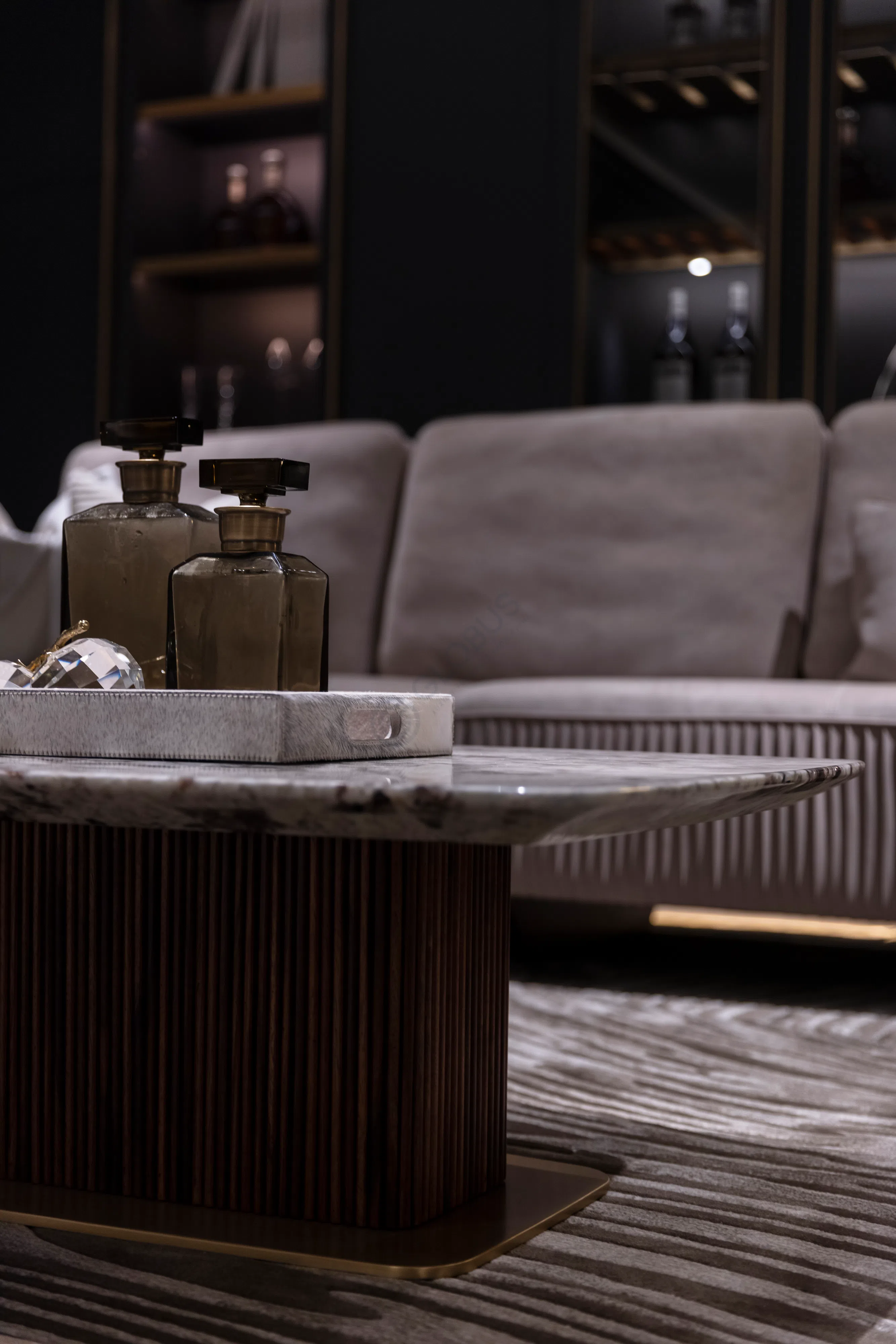 Журнальный столик Reiterato