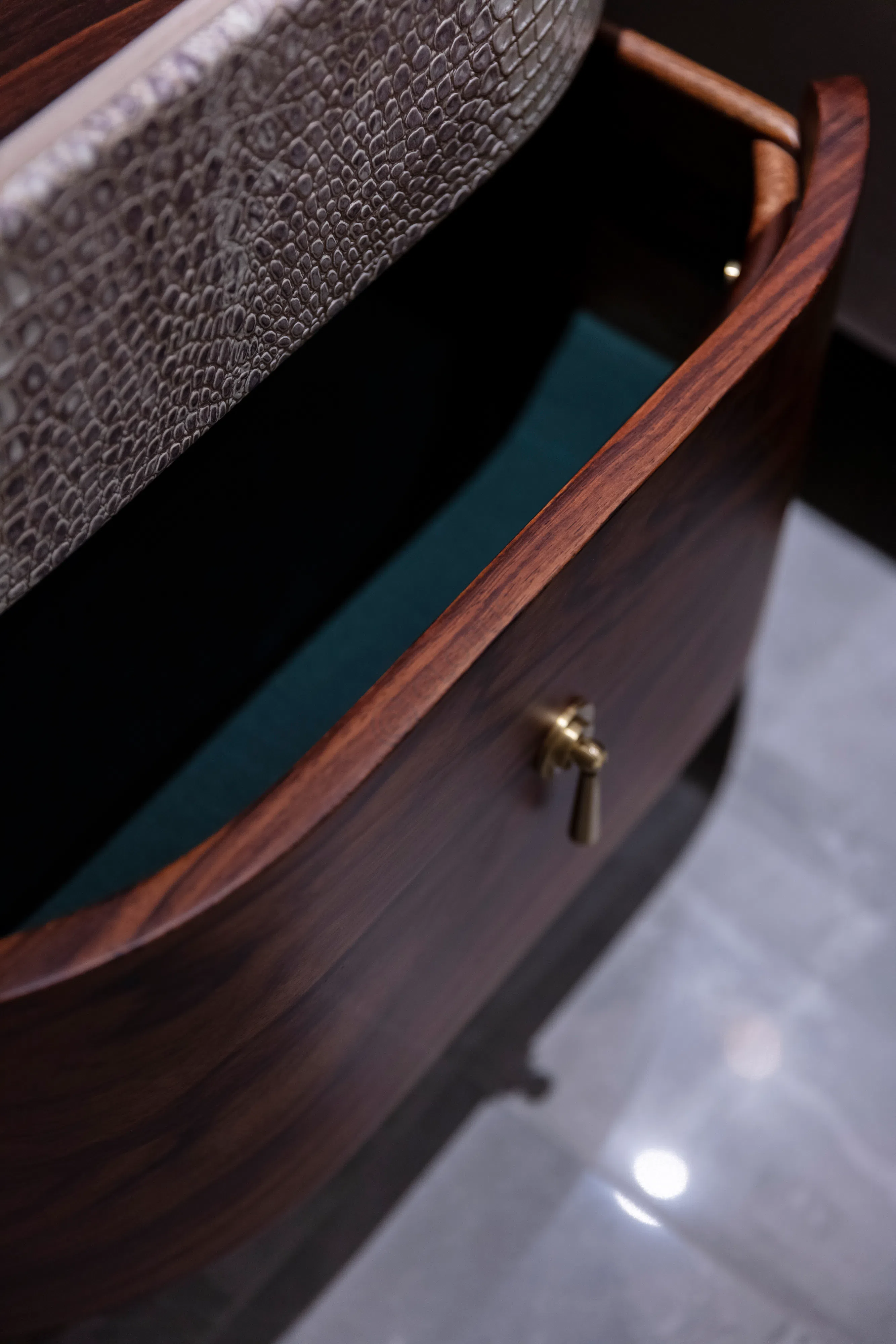 Прикроватная тумба Rossano