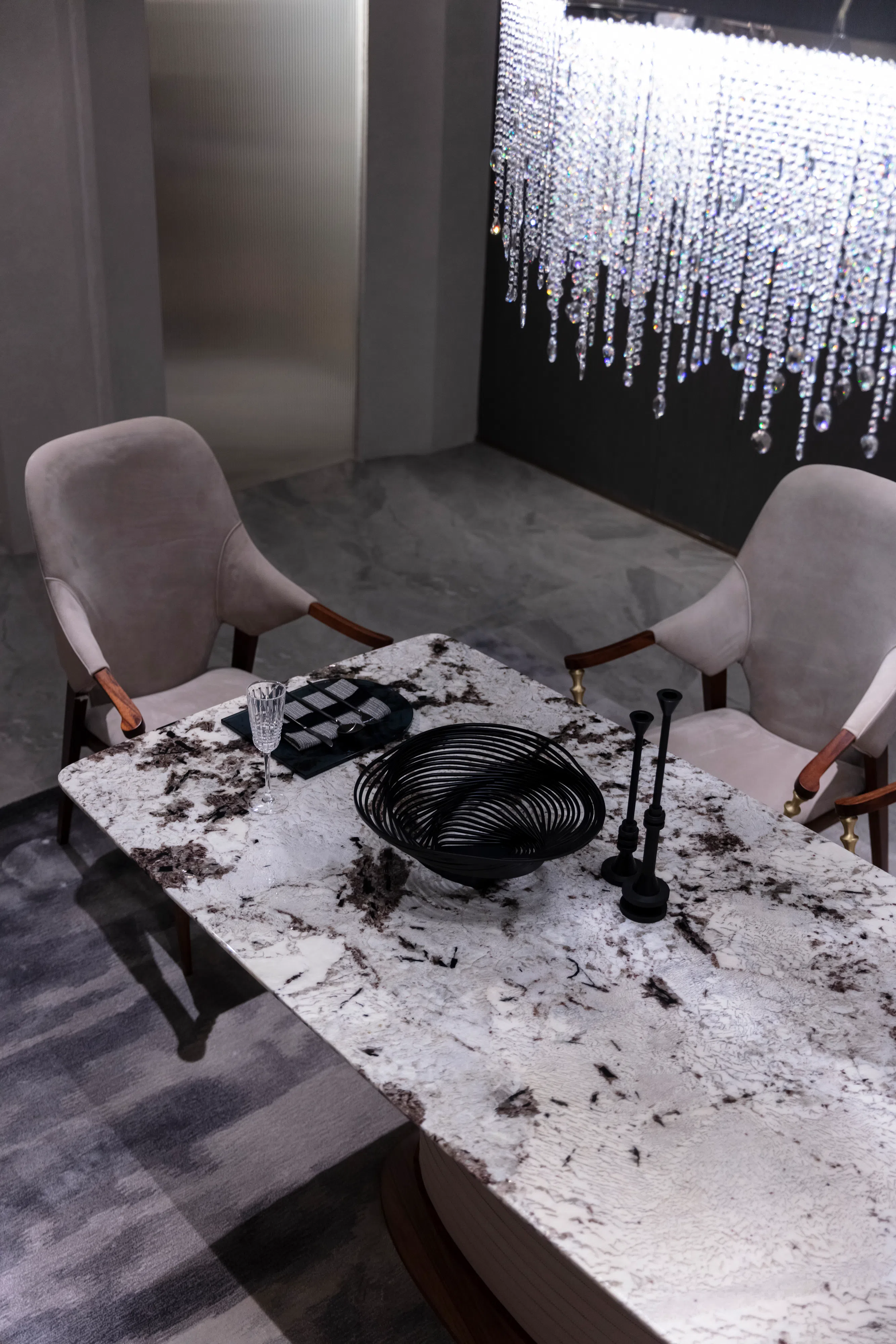 Обеденный стол Marcelo