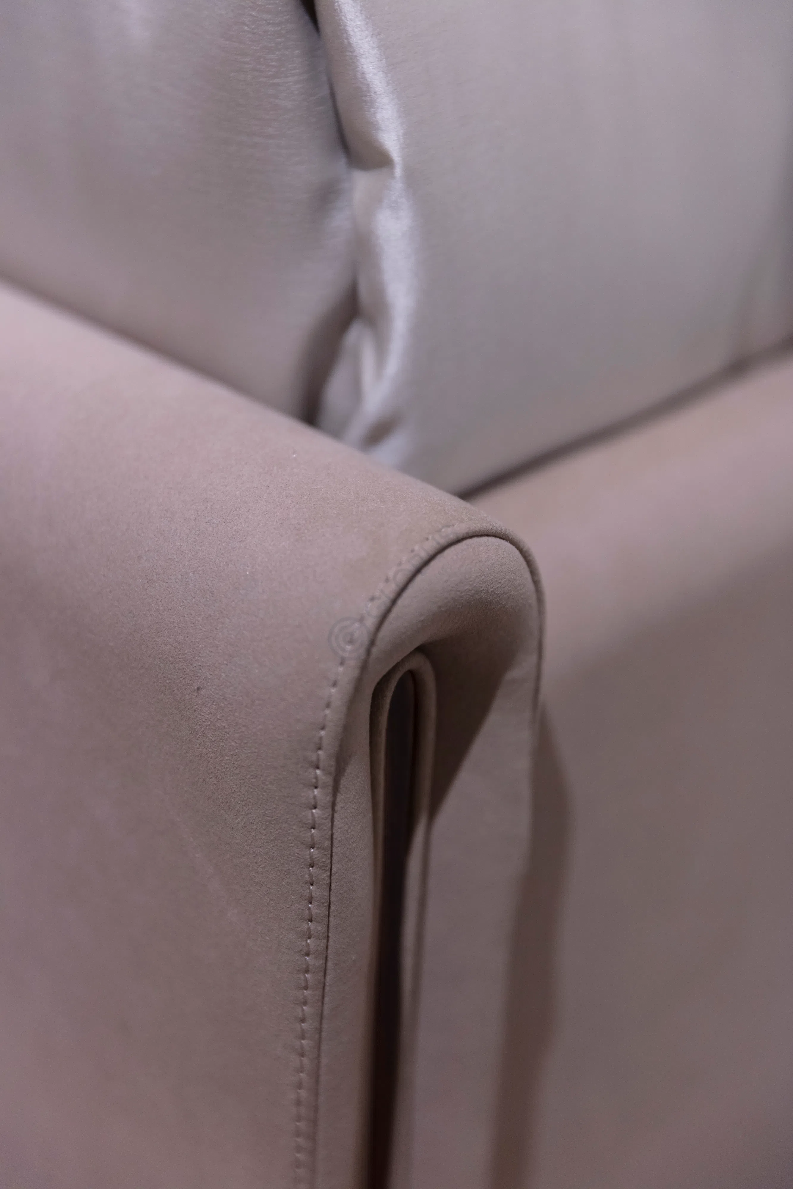 Кровать Exulto