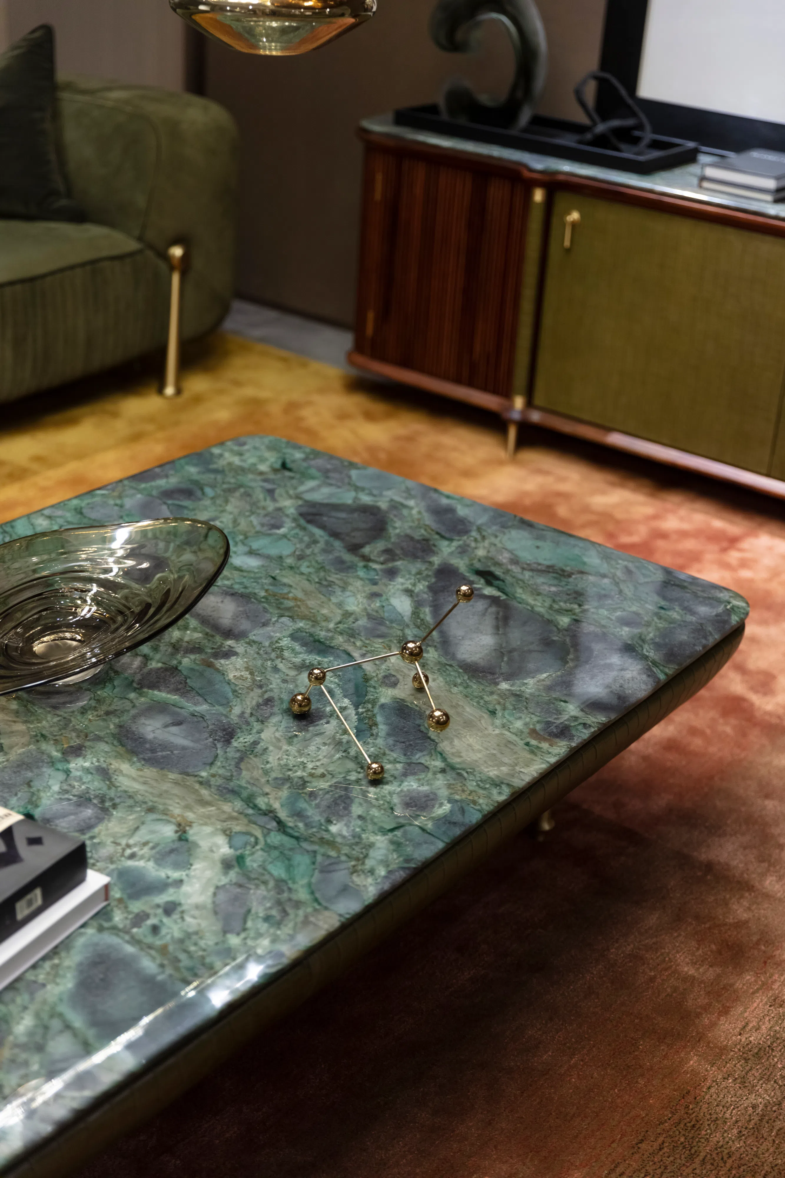 Журнальный столик Xandru