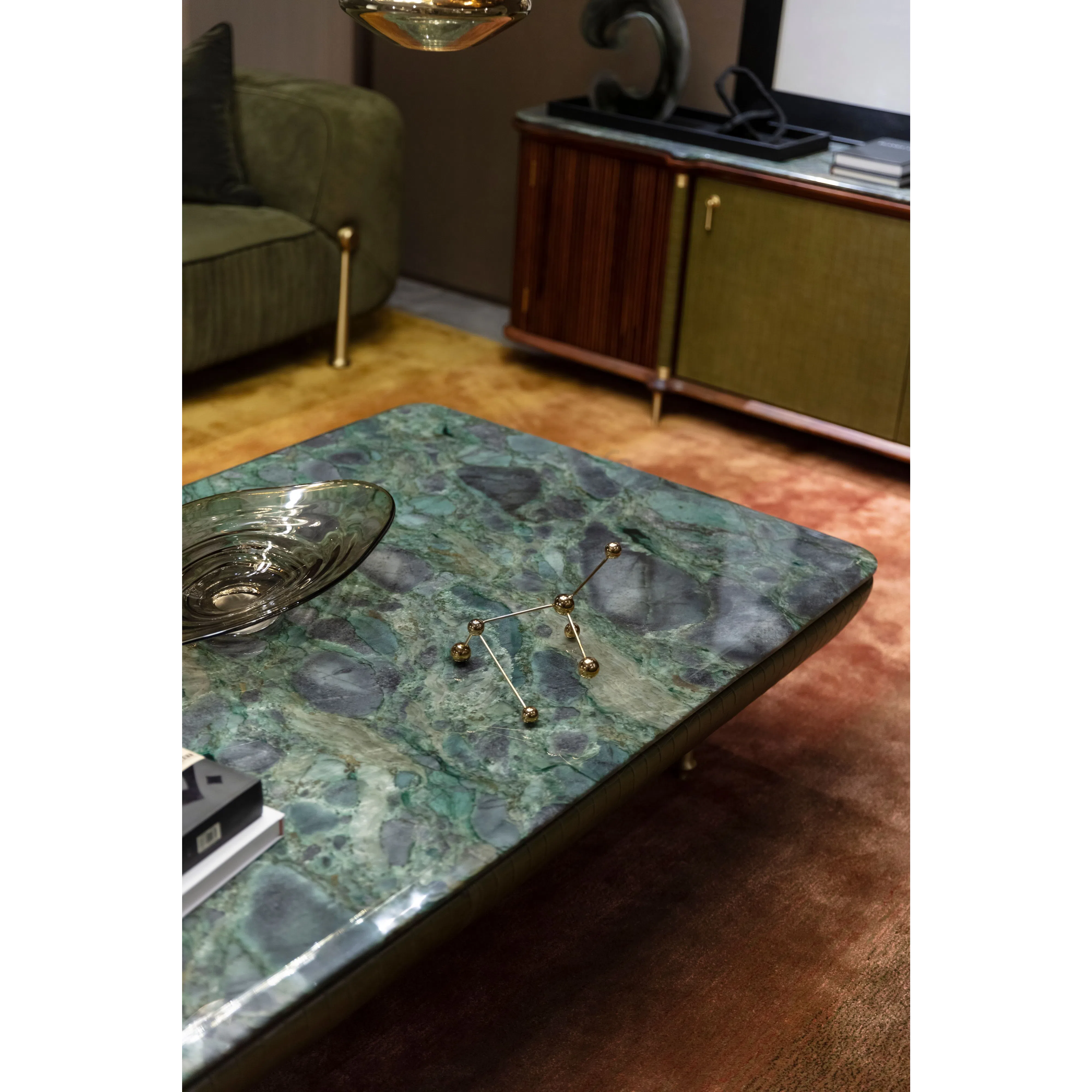 Журнальный столик Xandru