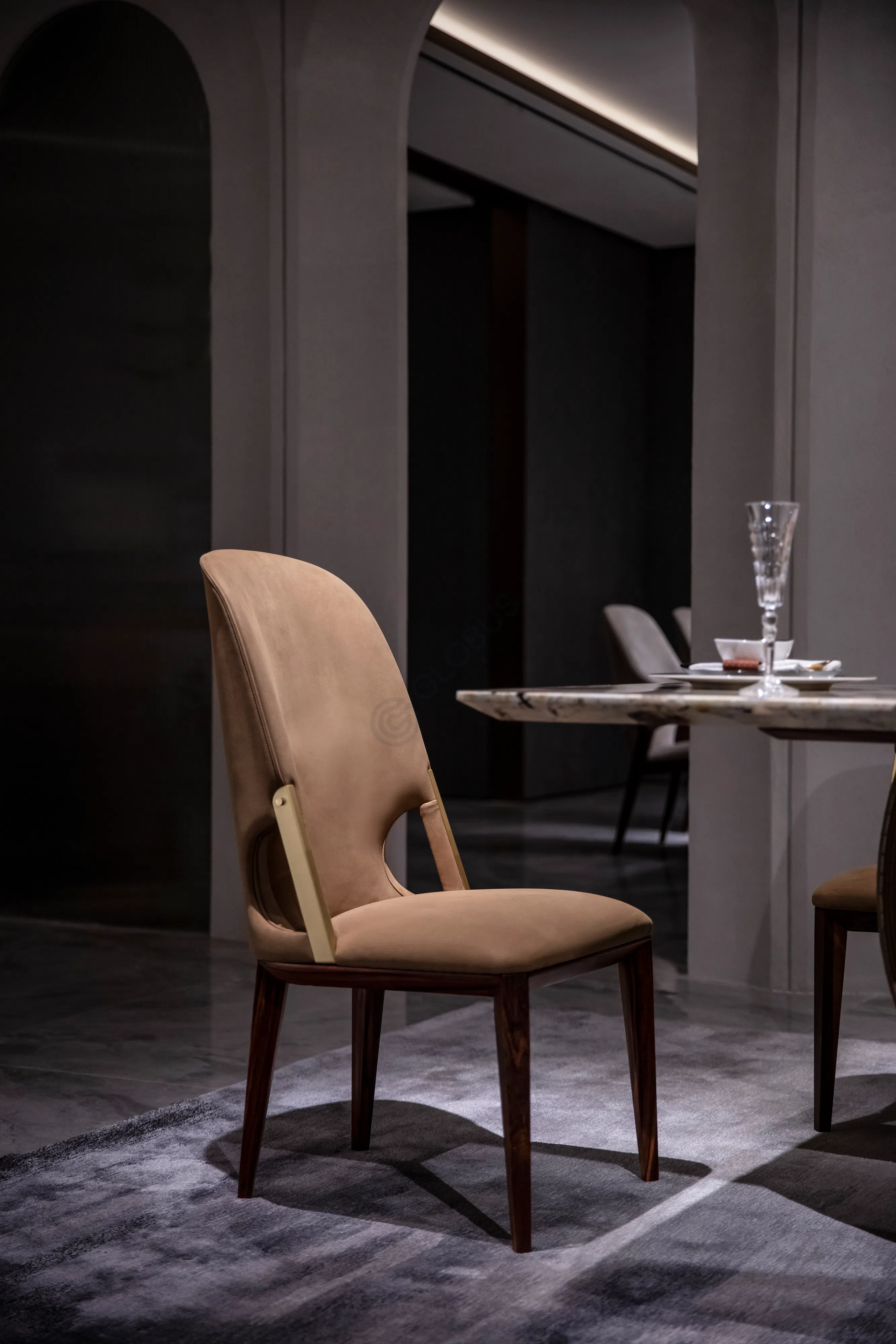 Обеденный стол Parva