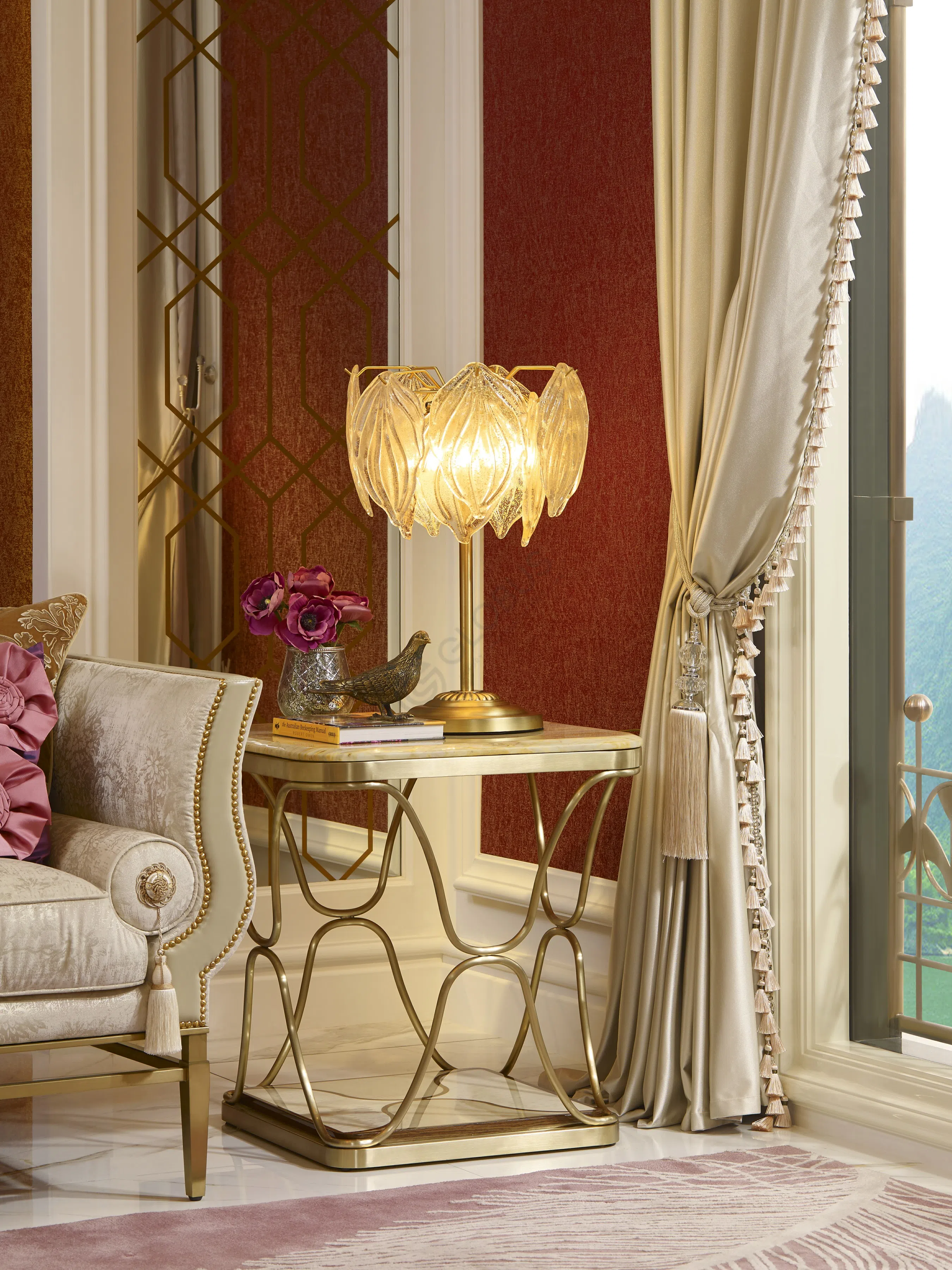 Угловой столик Henilia