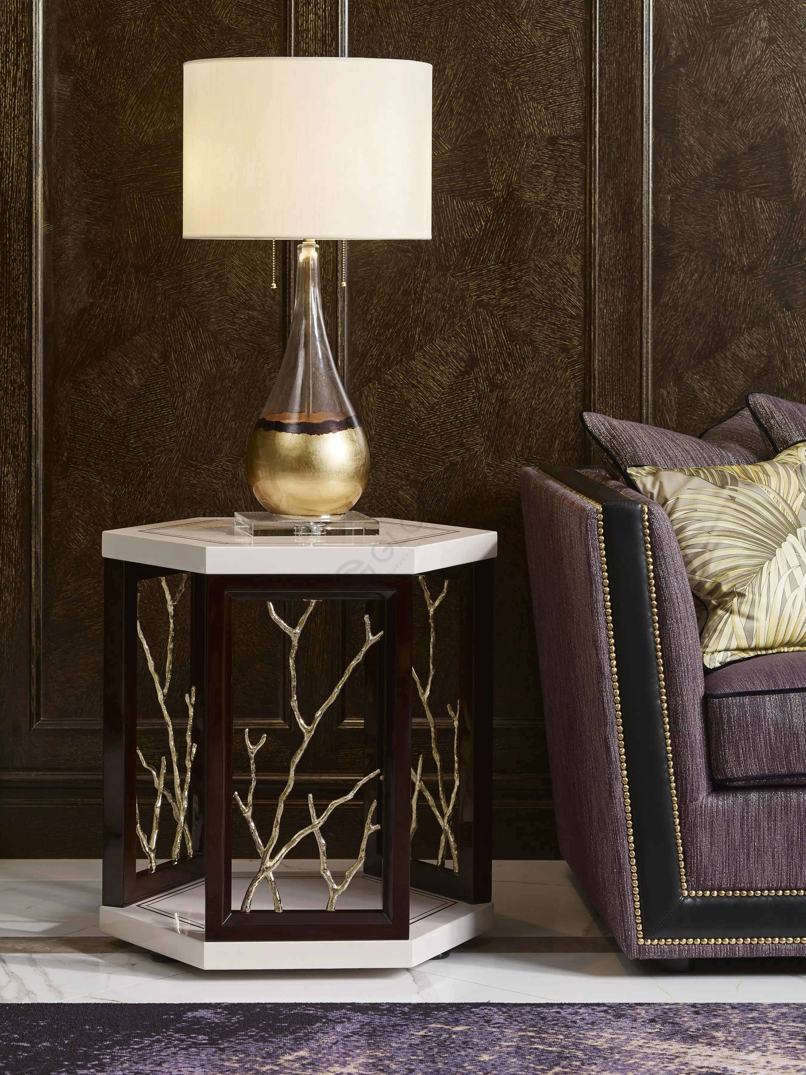 Угловой столик Philomenus