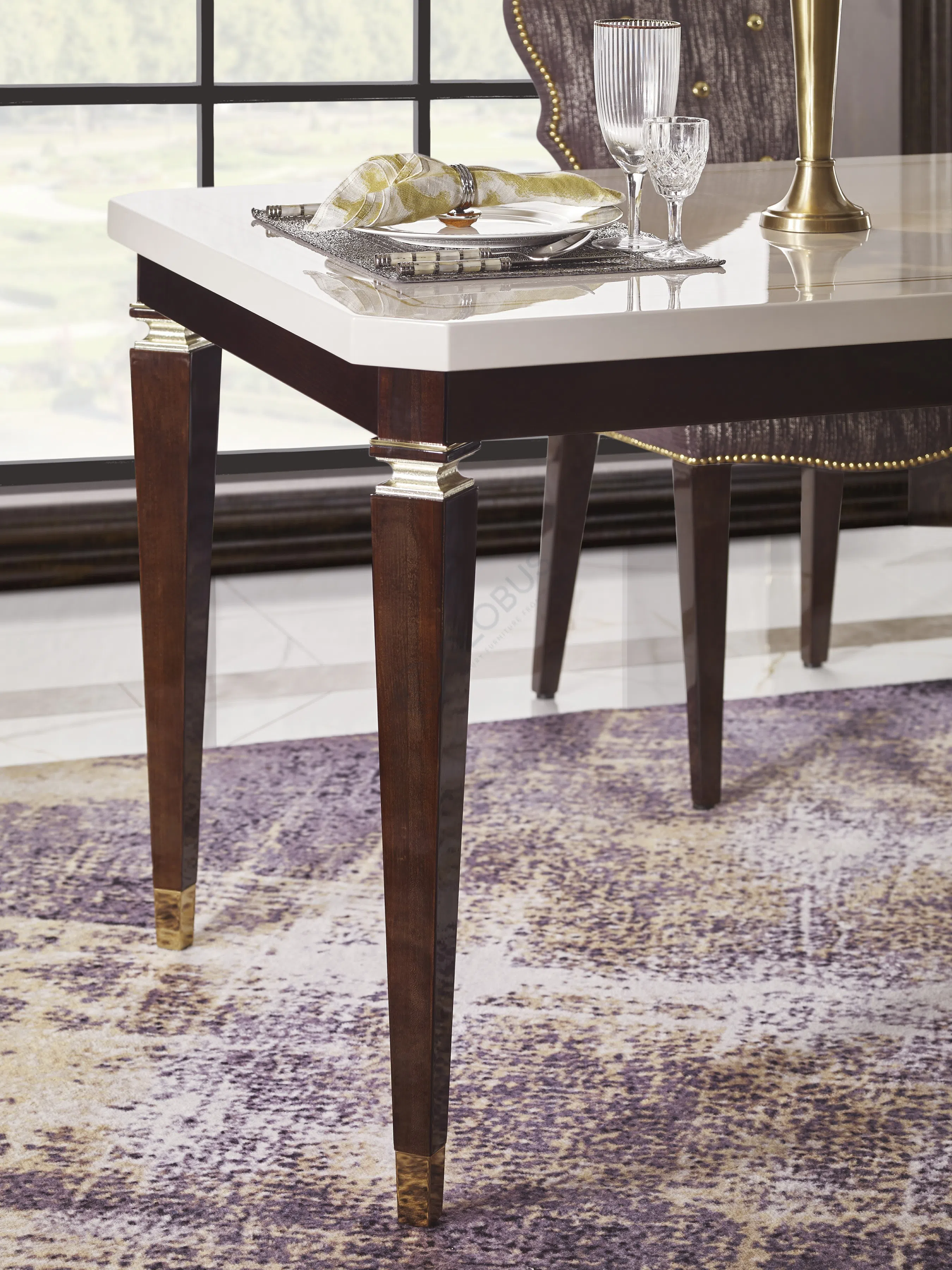 Обеденный стол Obscurum