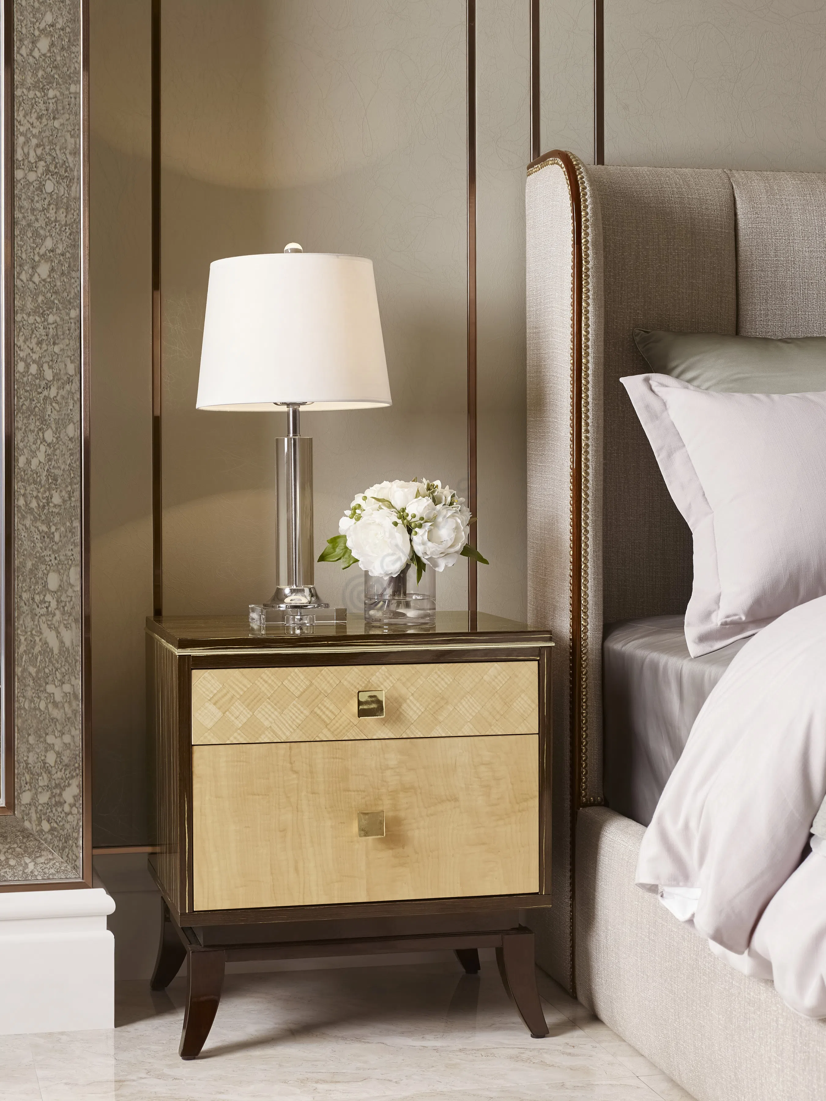 Прикроватная тумба Harlowe