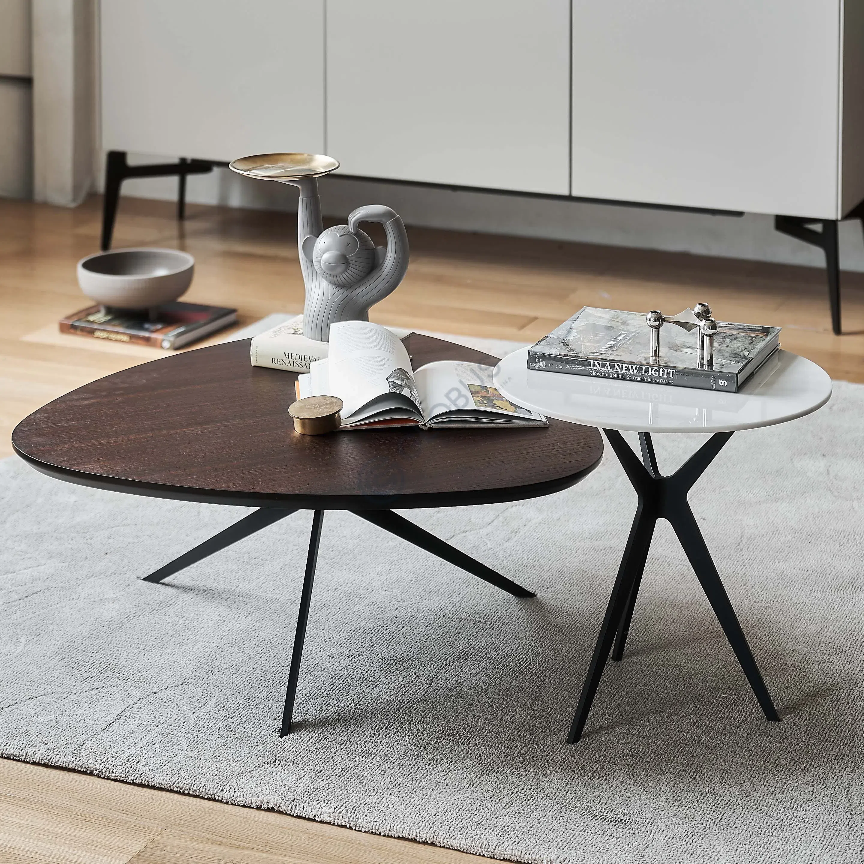 Журнальный столик Rutilius