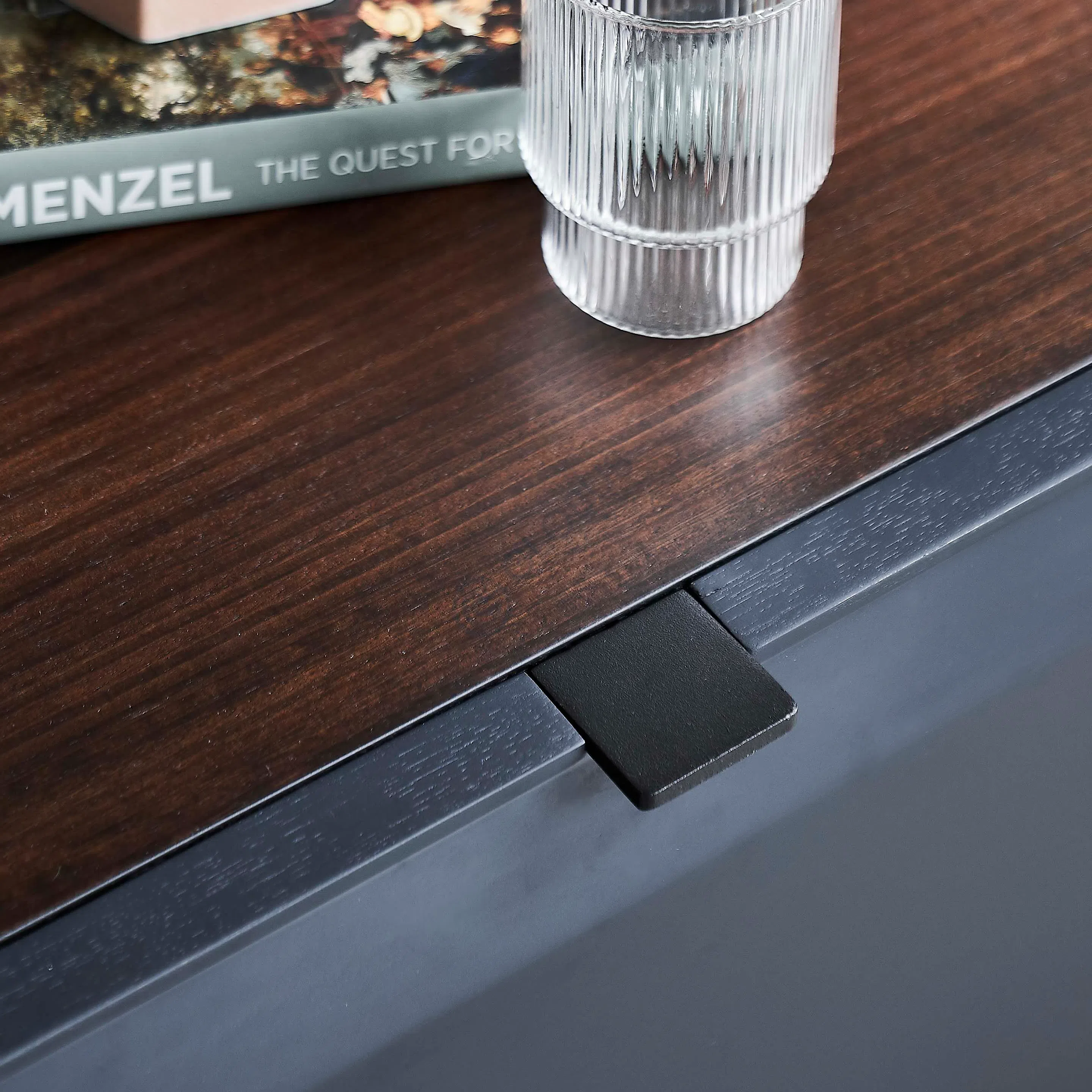 Журнальный столик Jenavera