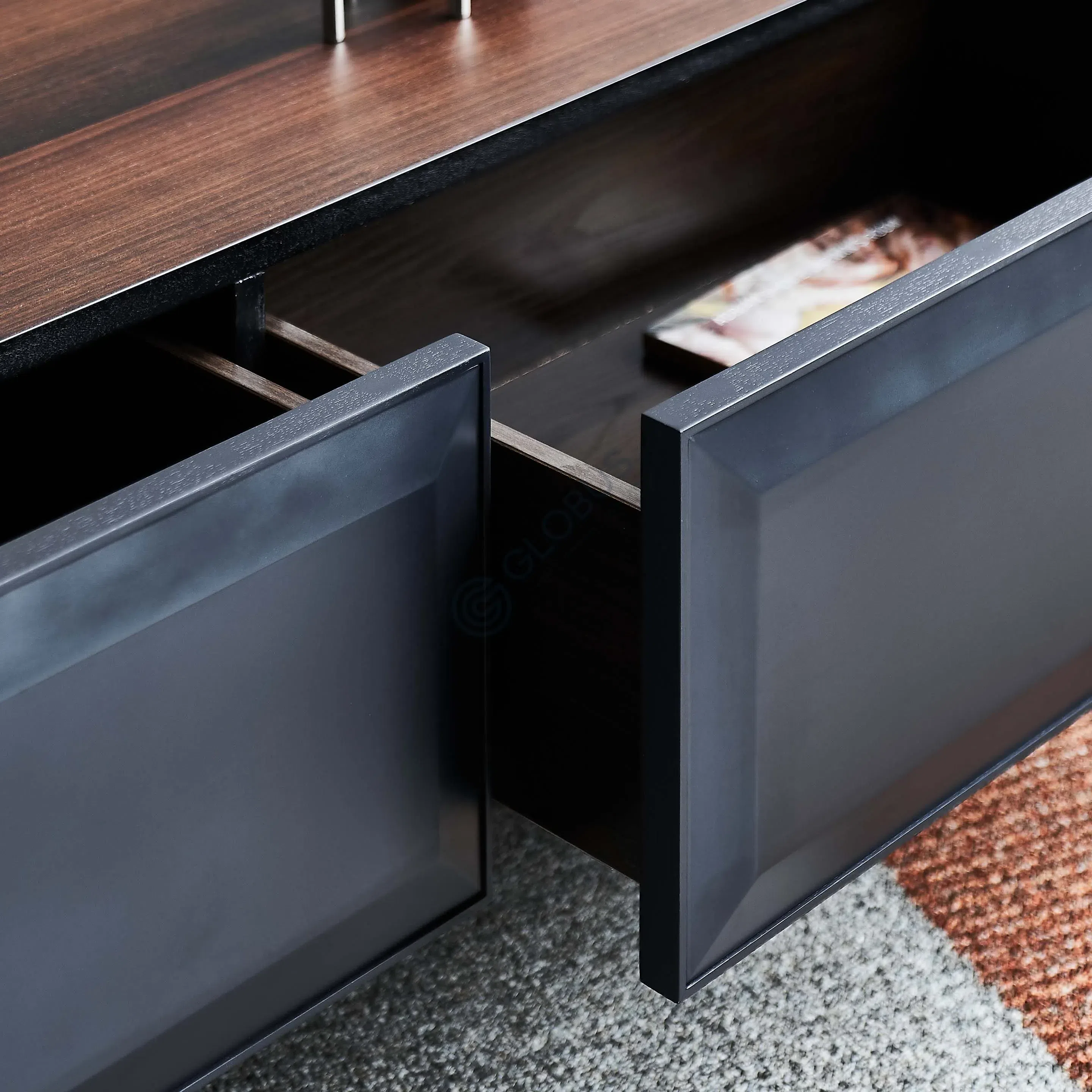 Журнальный столик Jenavera