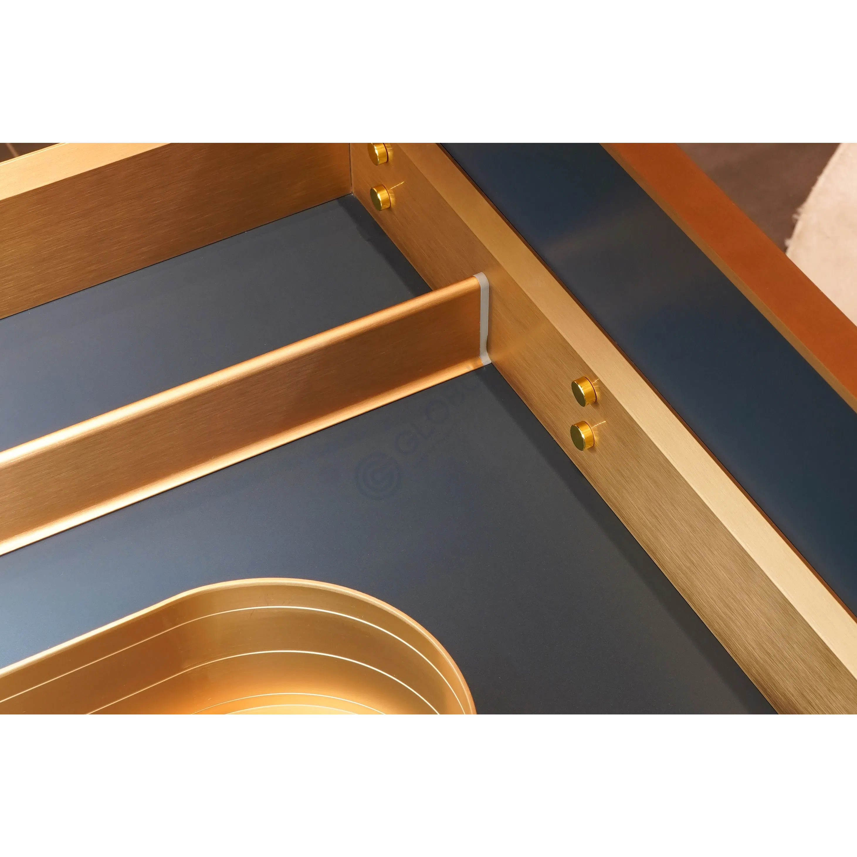 Ванный шкаф Sardus