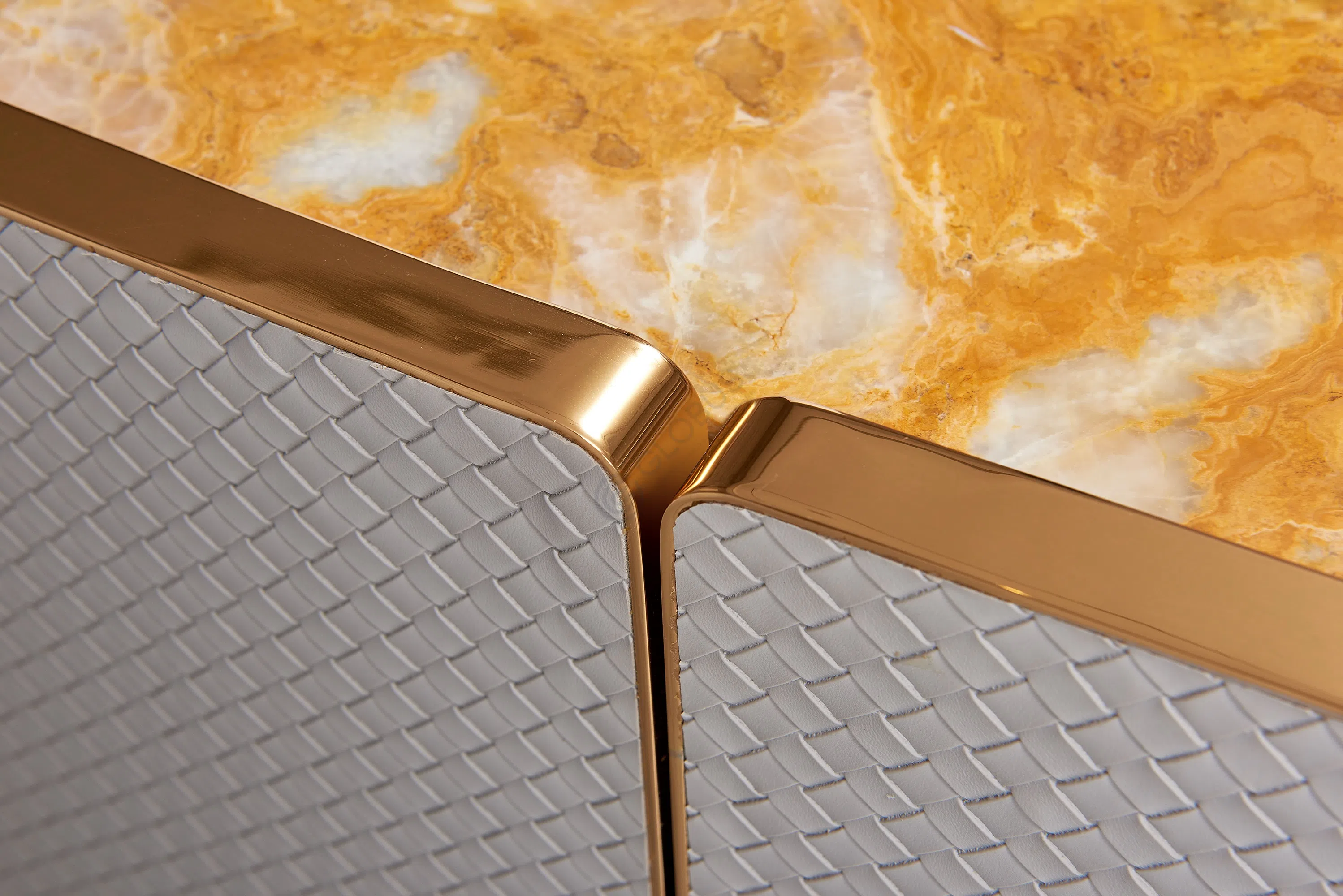 ТВ тумба Konigia