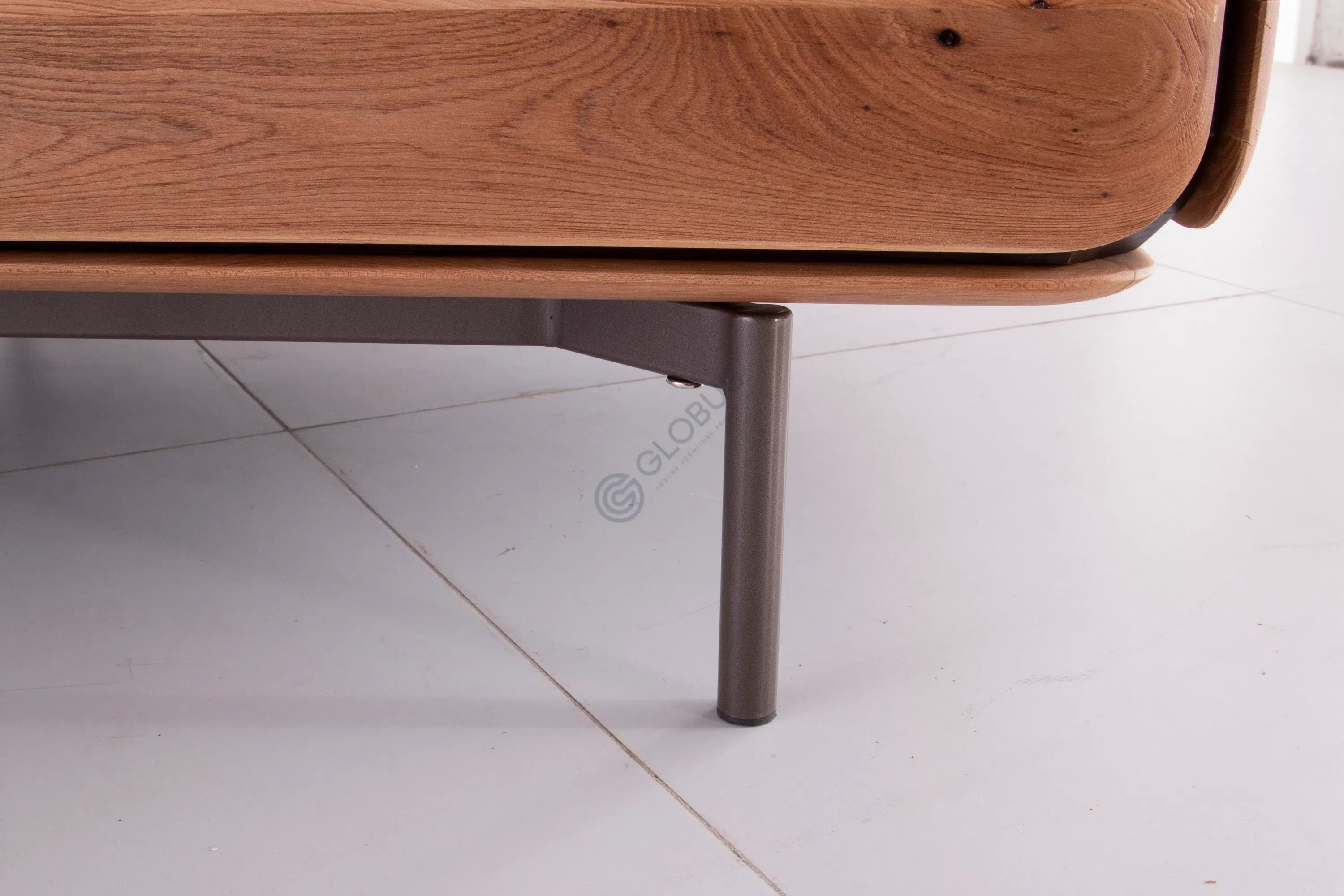 Журнальный столик Uwyn