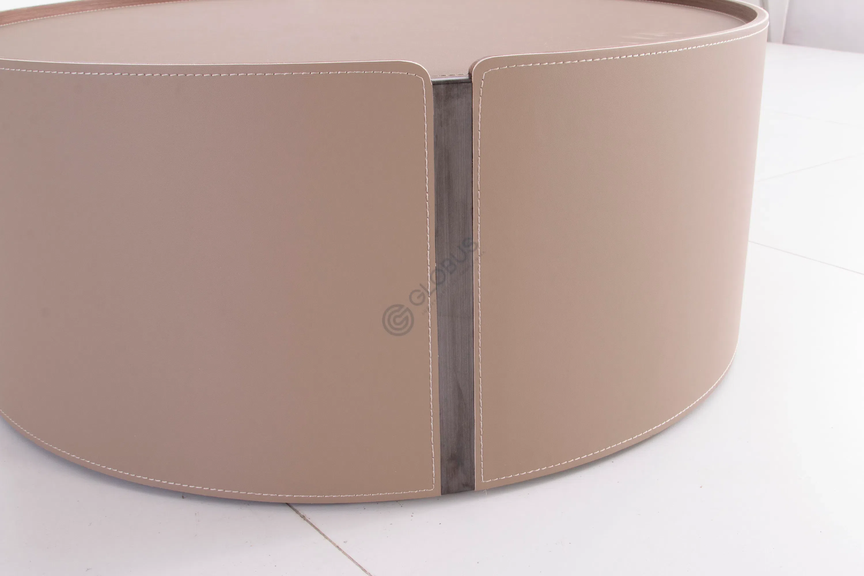 Журнальный столик Trocar