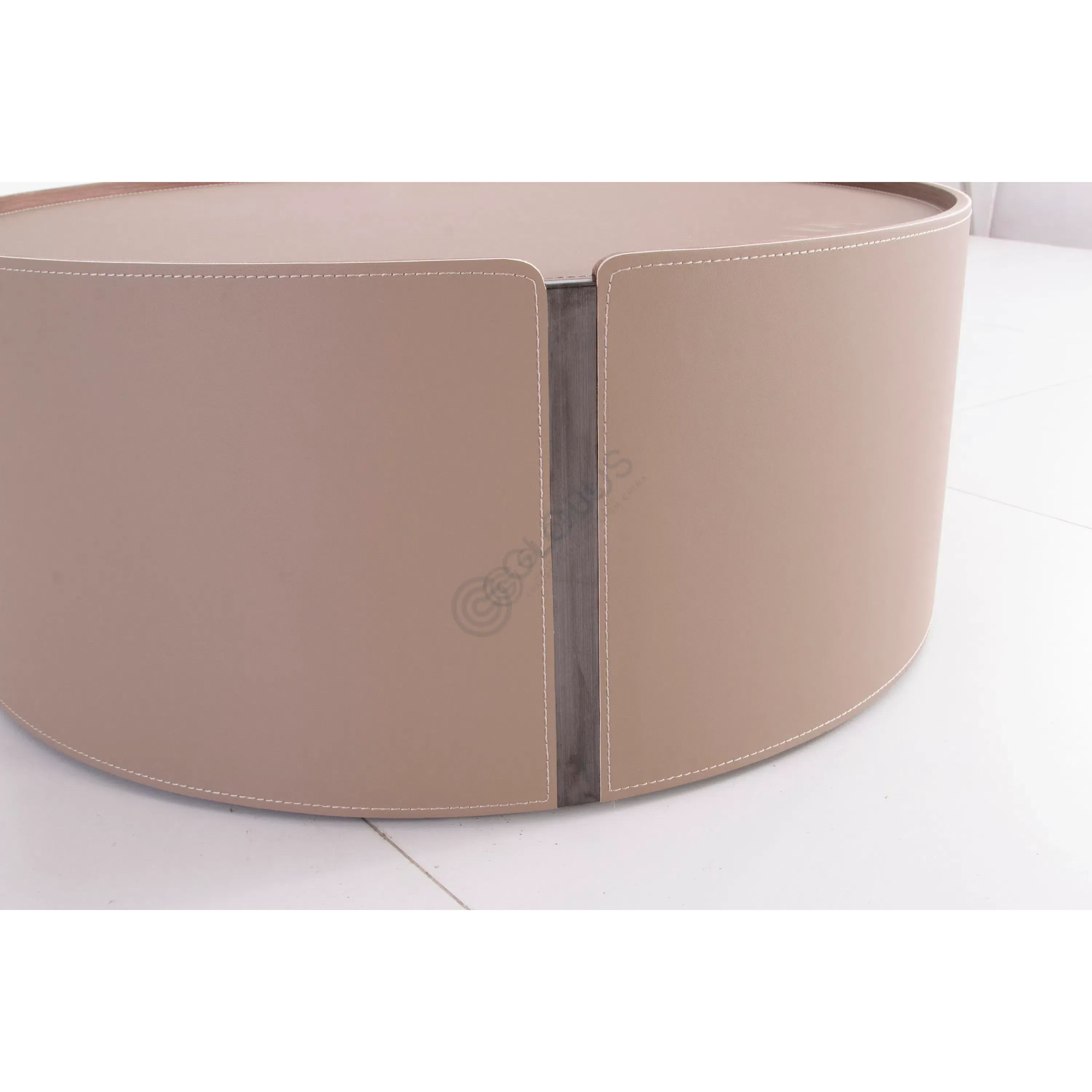 Журнальный столик Trocar