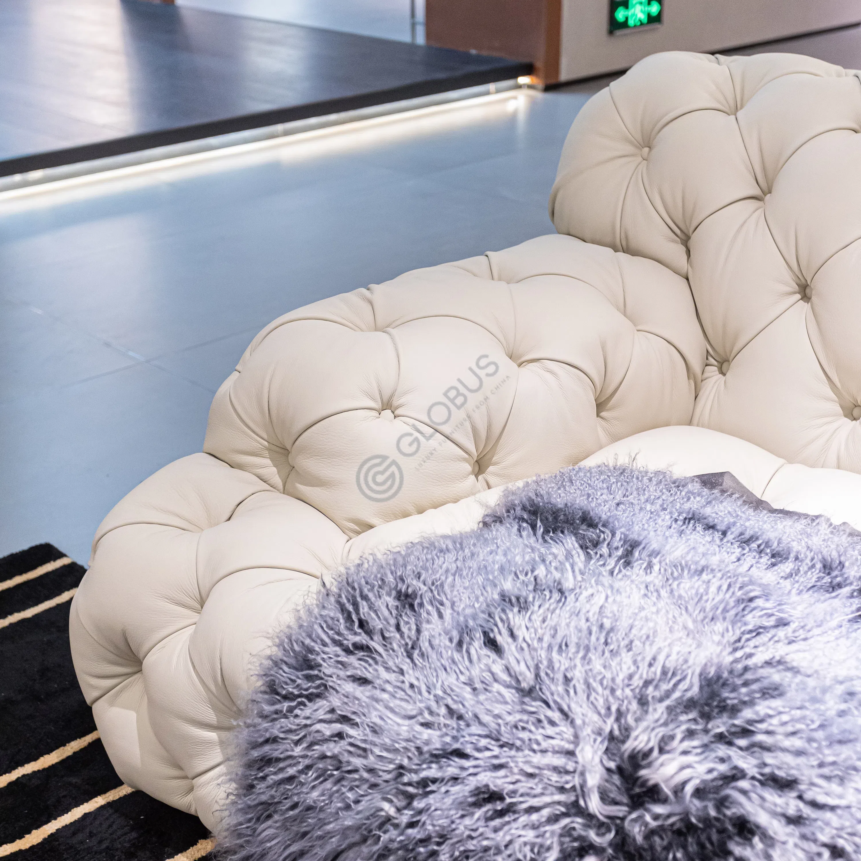 Диван MERIDIANI Norton Capitonne