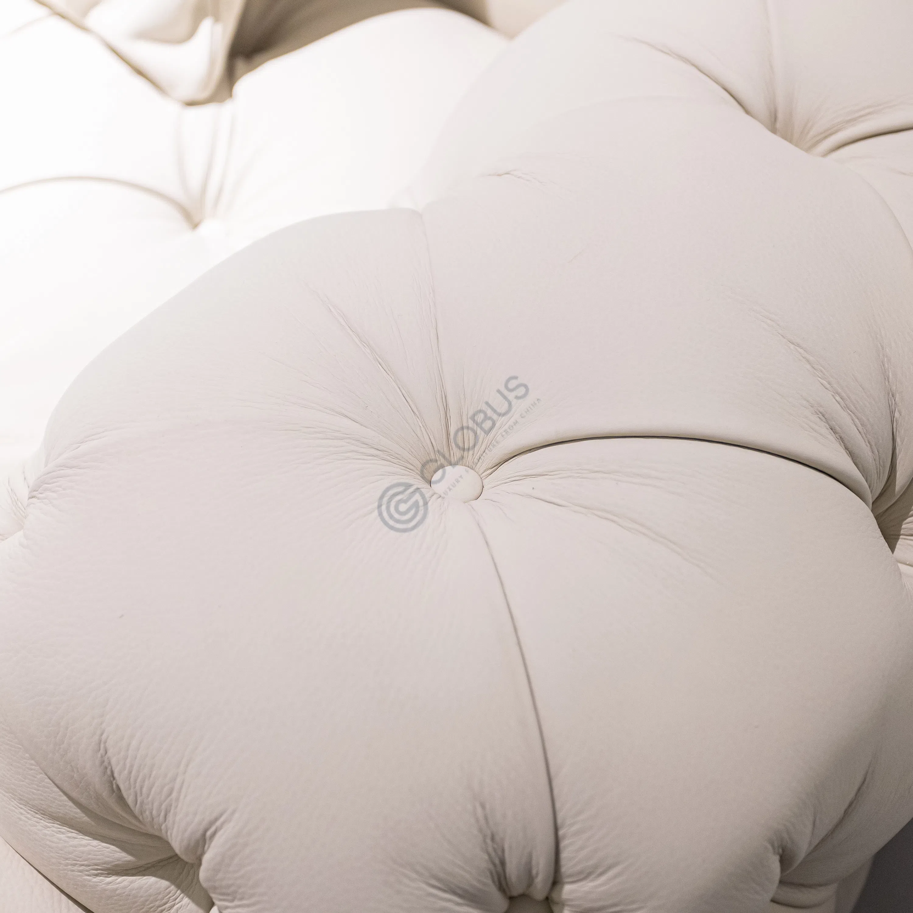 Диван MERIDIANI Norton Capitonne