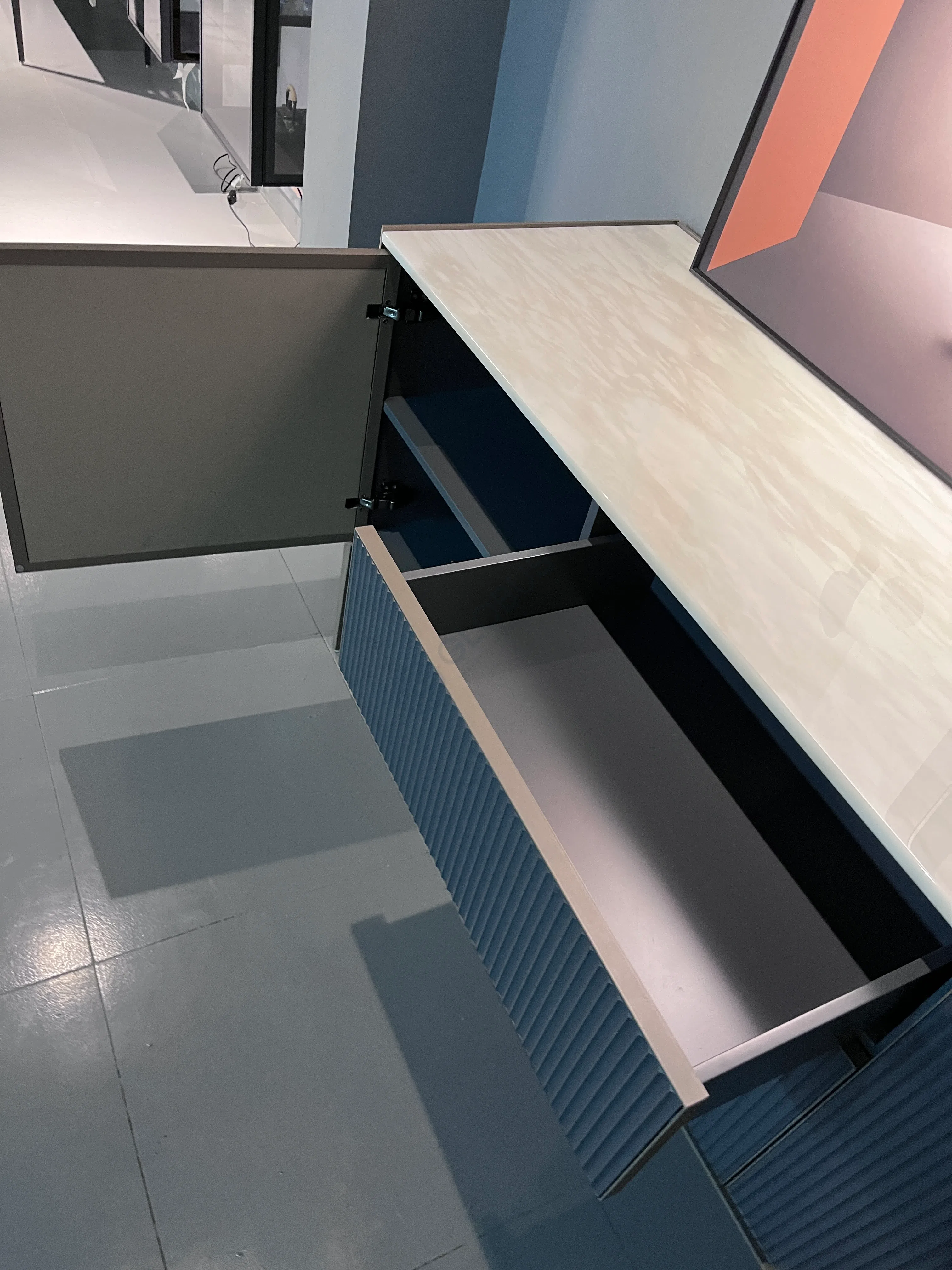 Буфет RIMADESIO Self Up