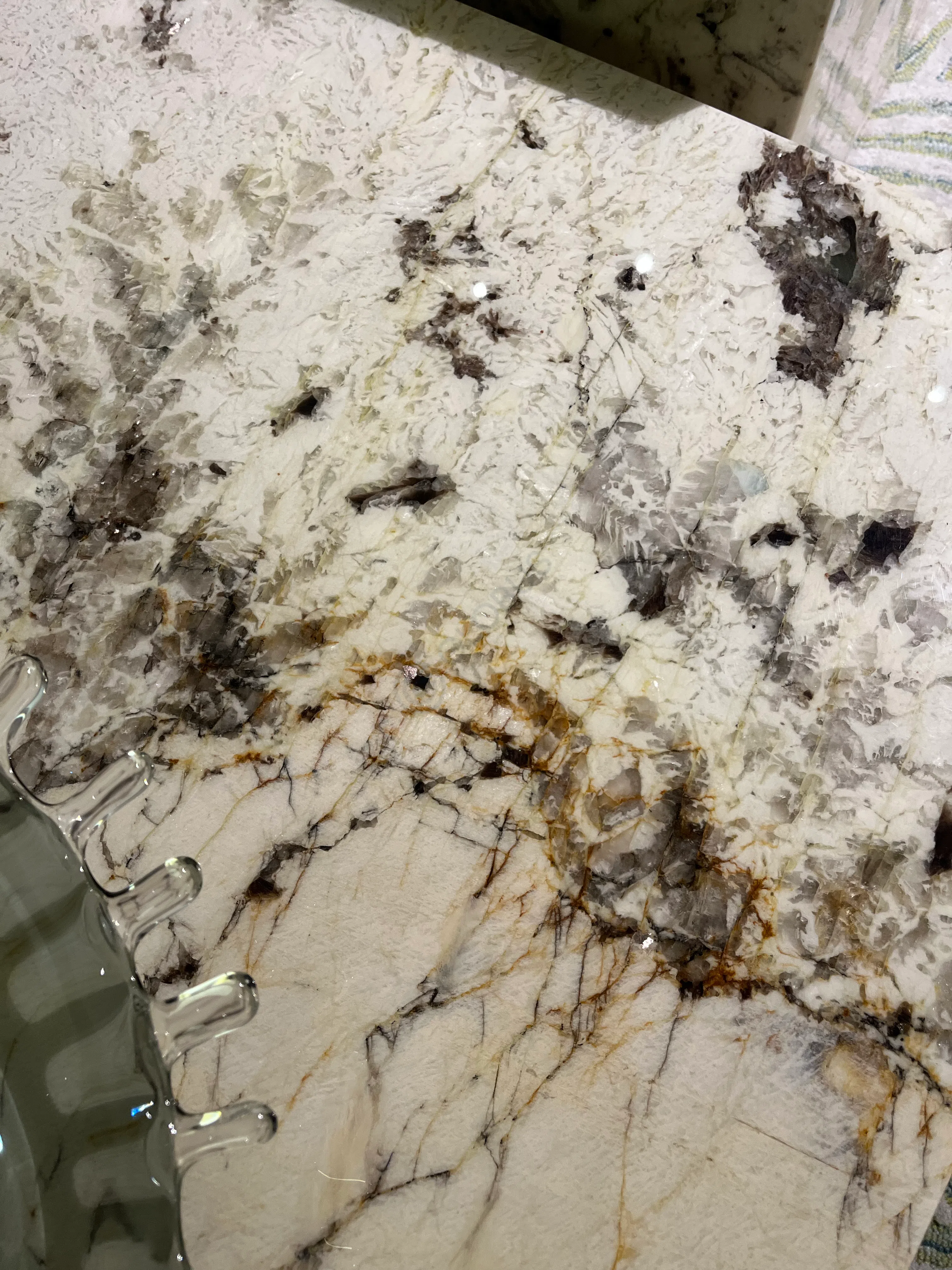 Угловой столик Girogina