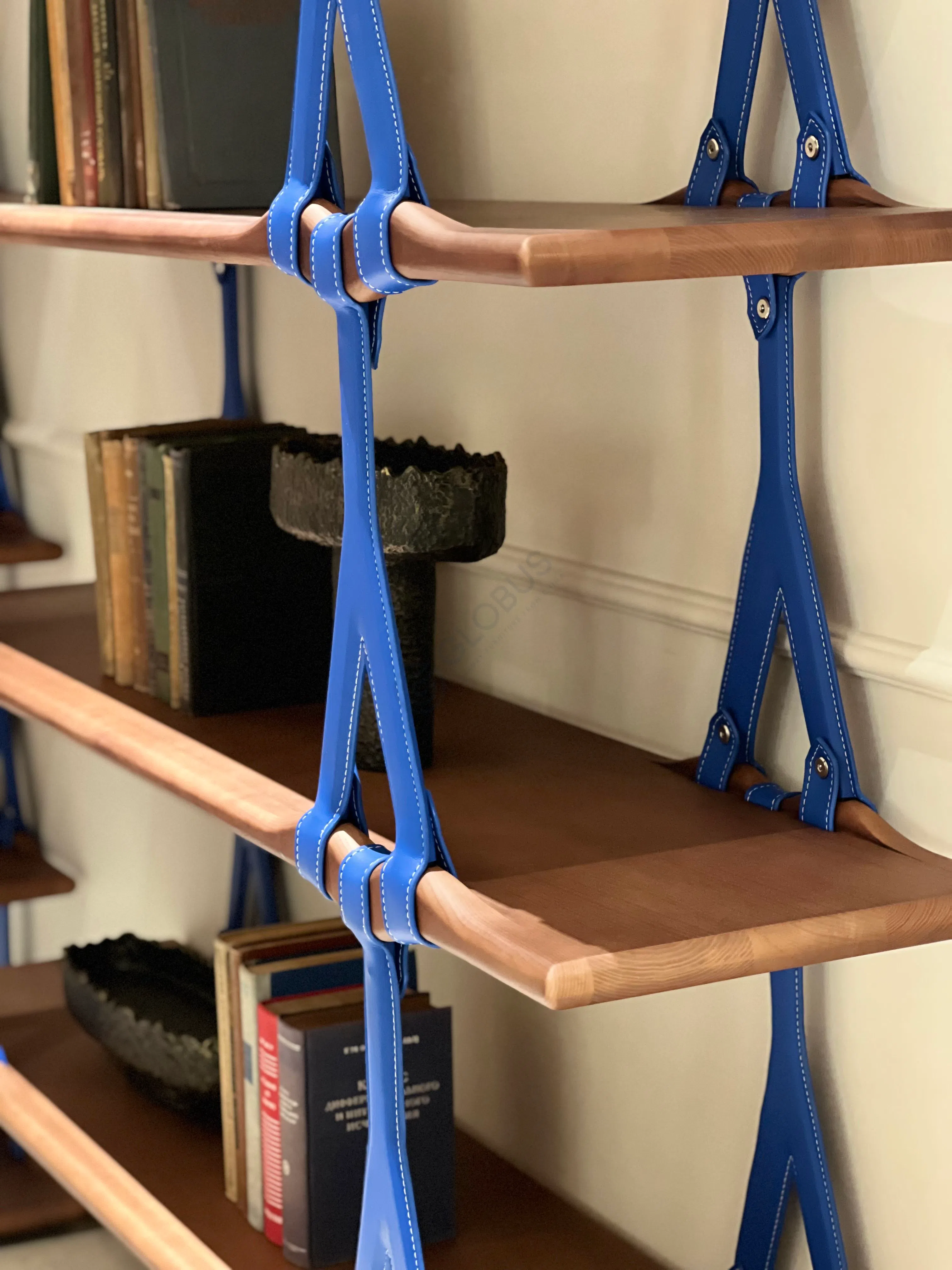 Стеллаж LOUIS VUITTON Swell Wave