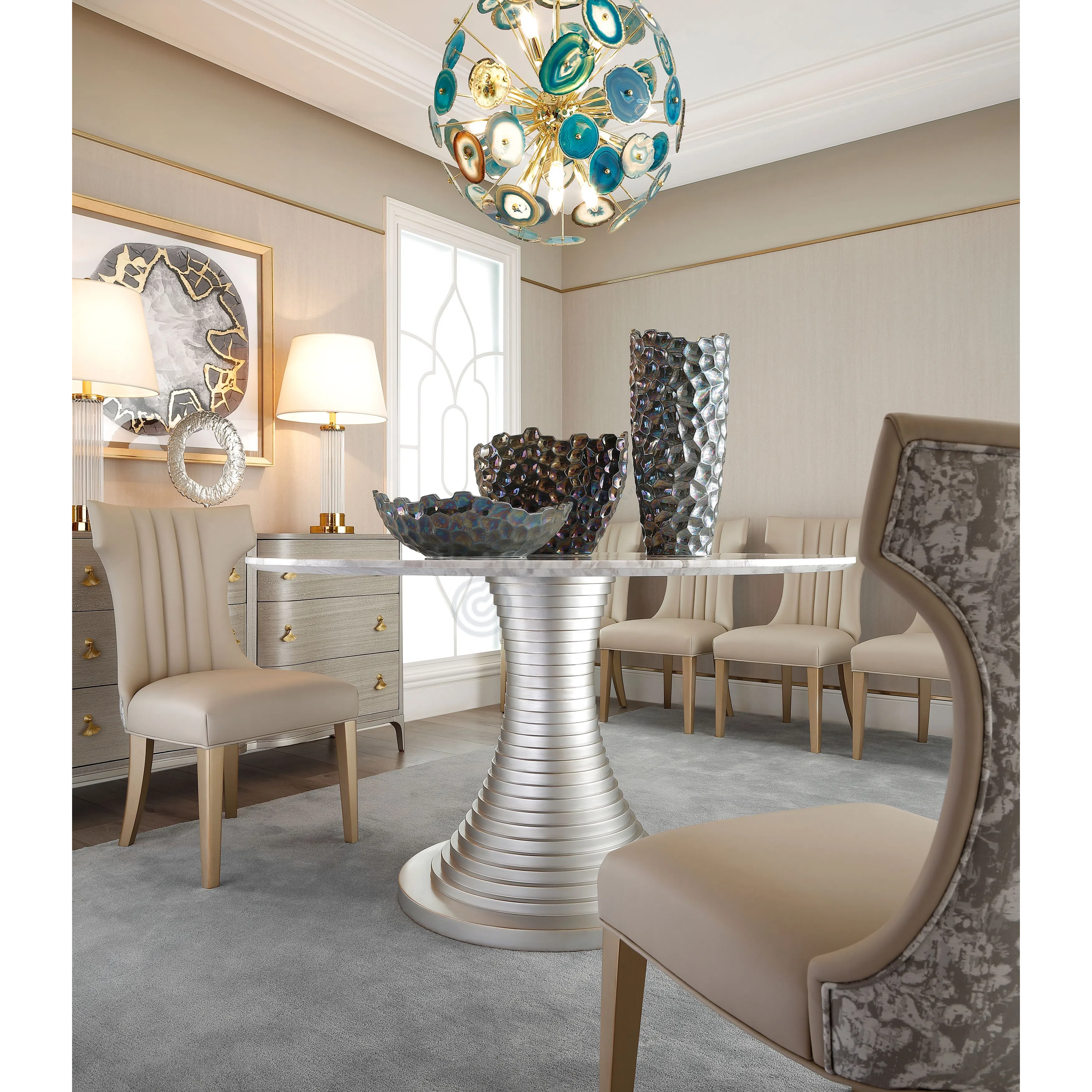 Обеденный стол CARACOLE Uptown