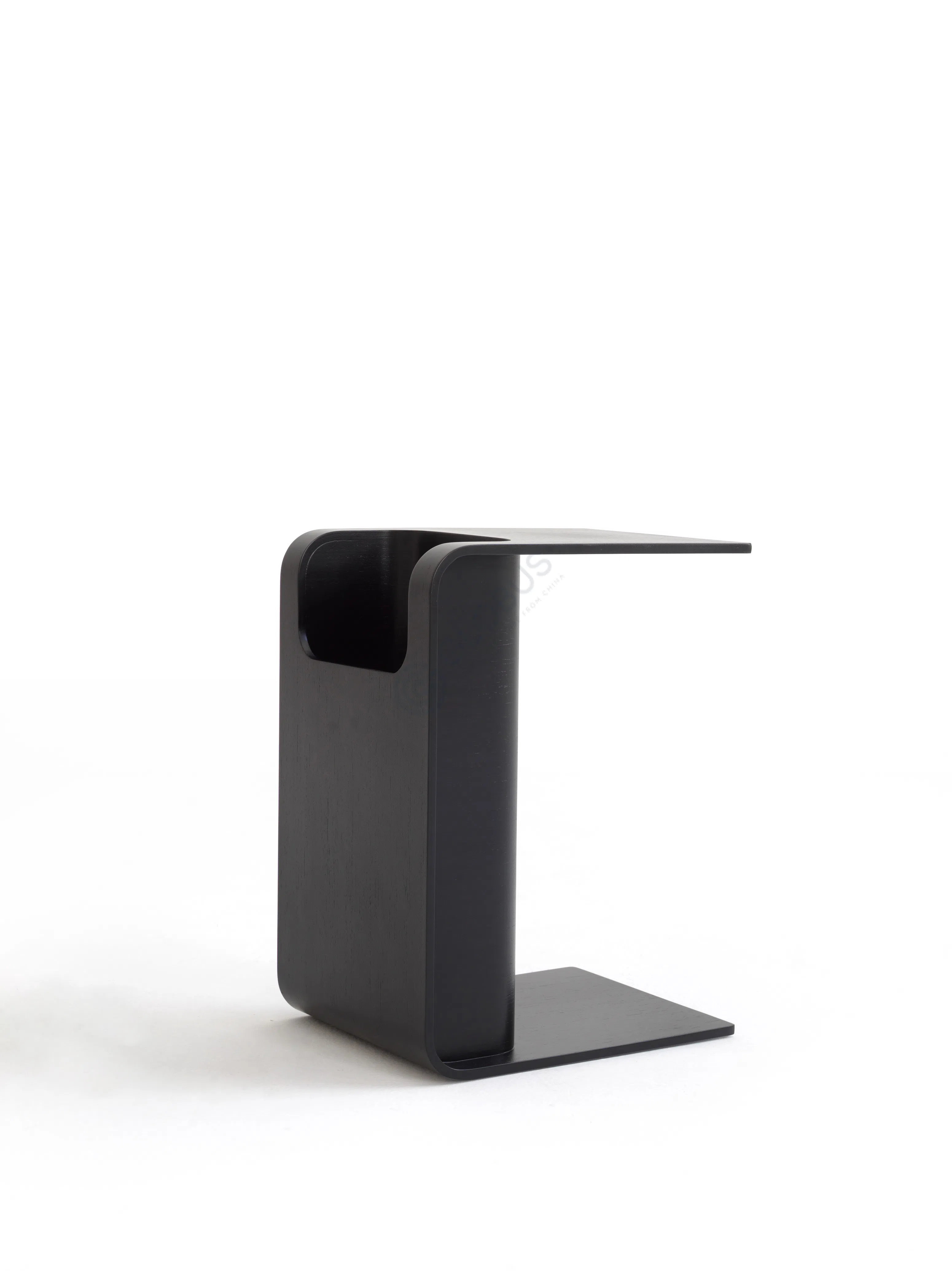 Угловой столик Farnisia