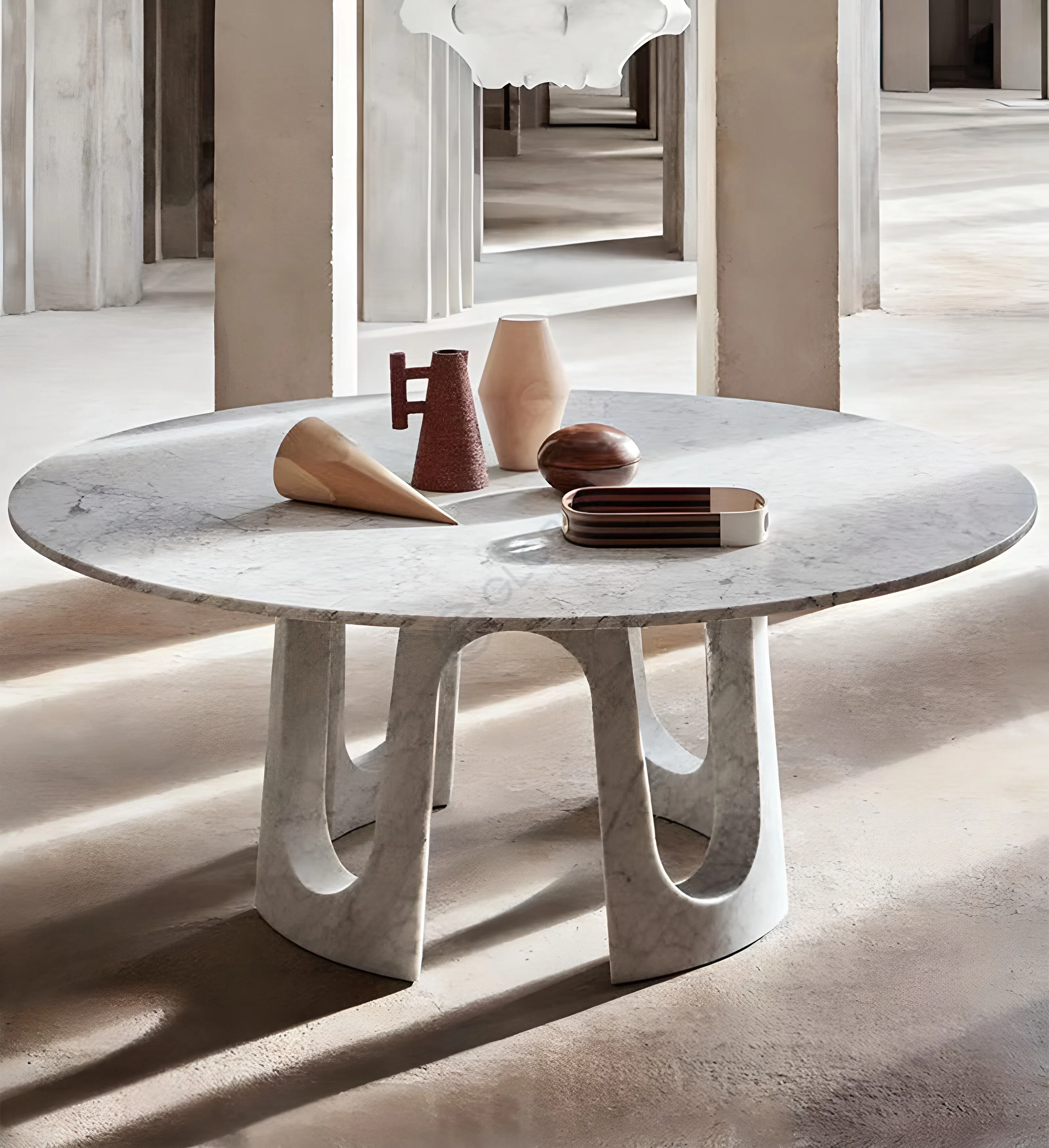 Обеденный стол FENDI Arches