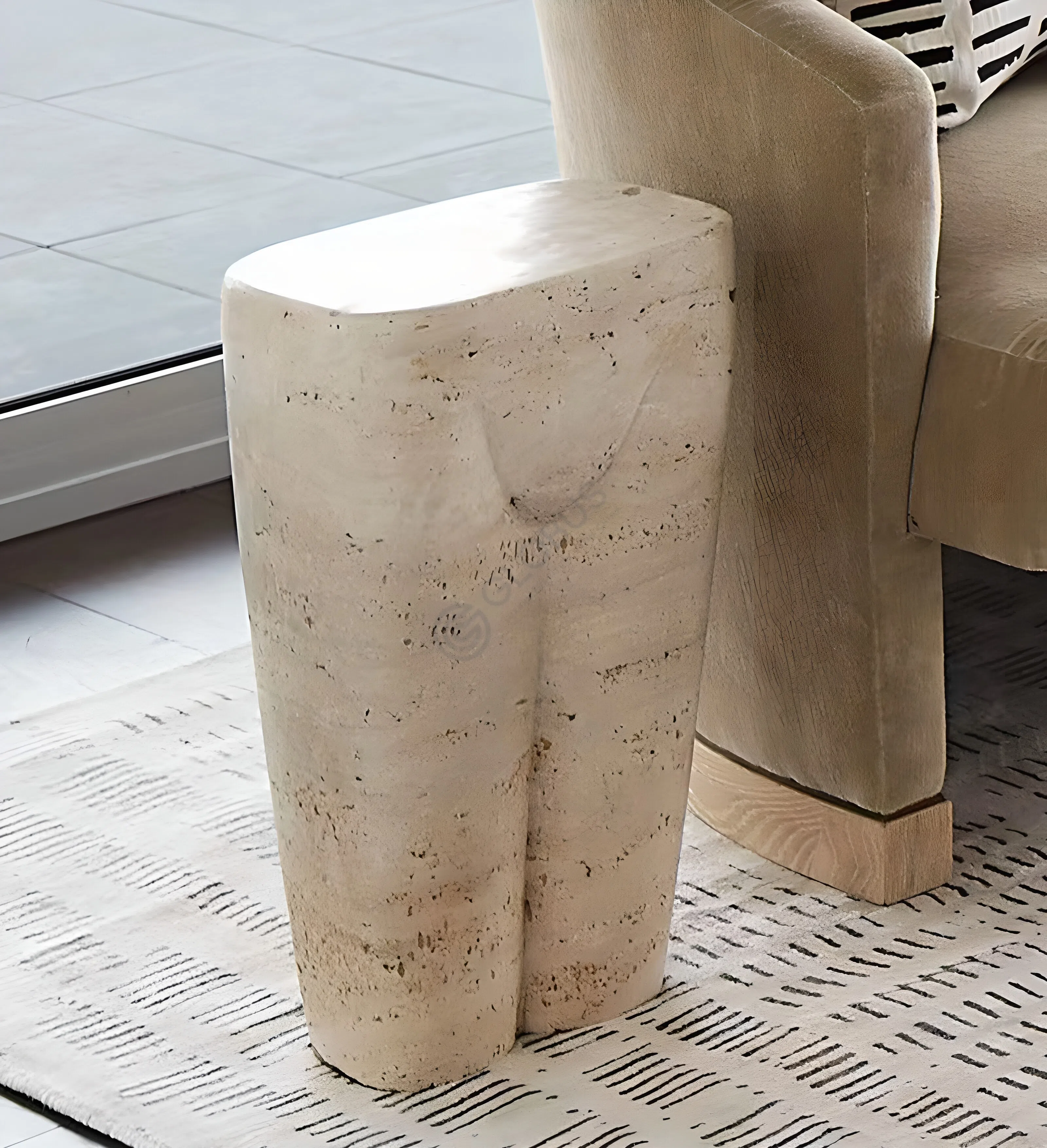 Угловой столик GLOBAL VIEWS Femme