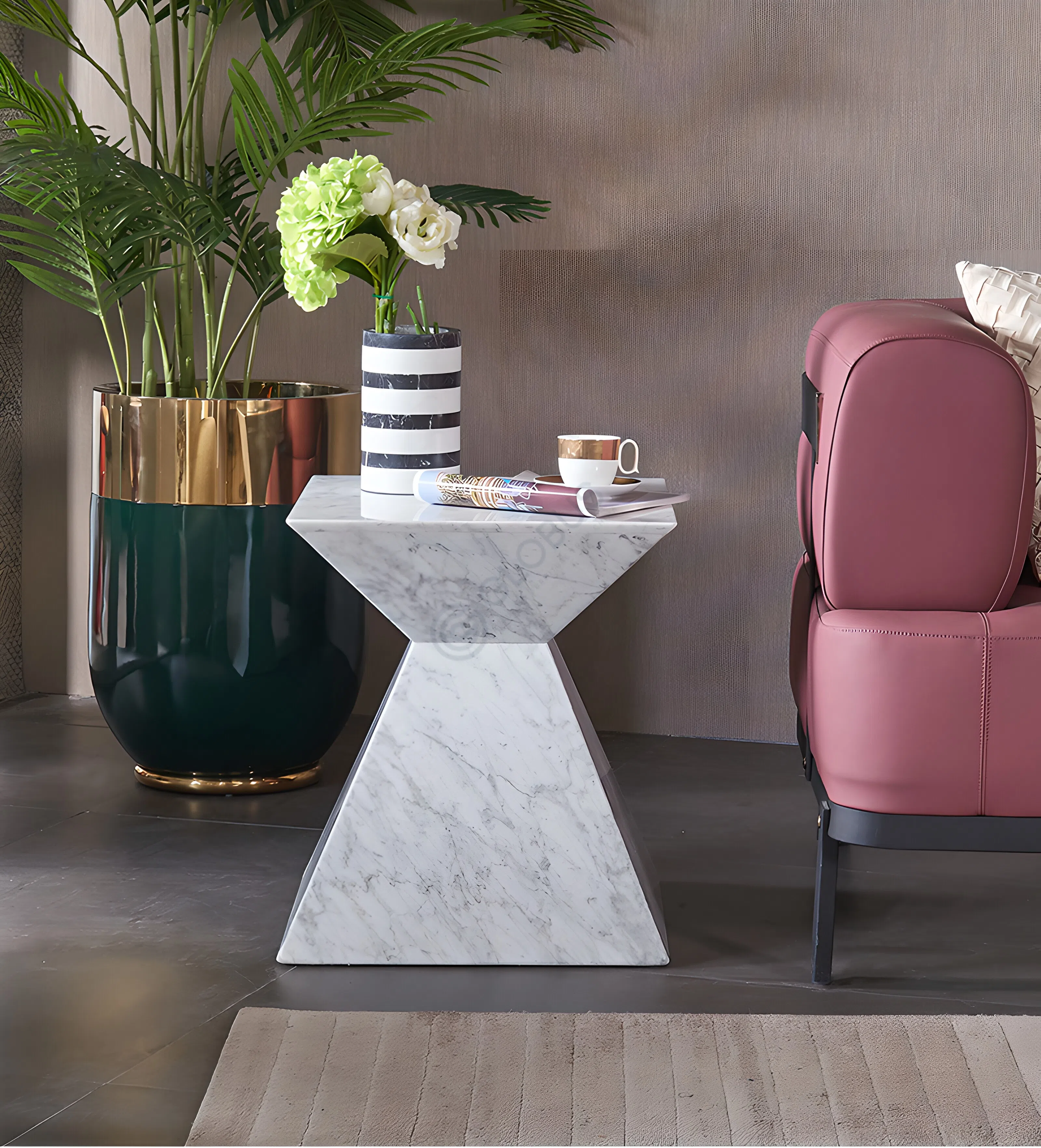 Угловой столик Quintia