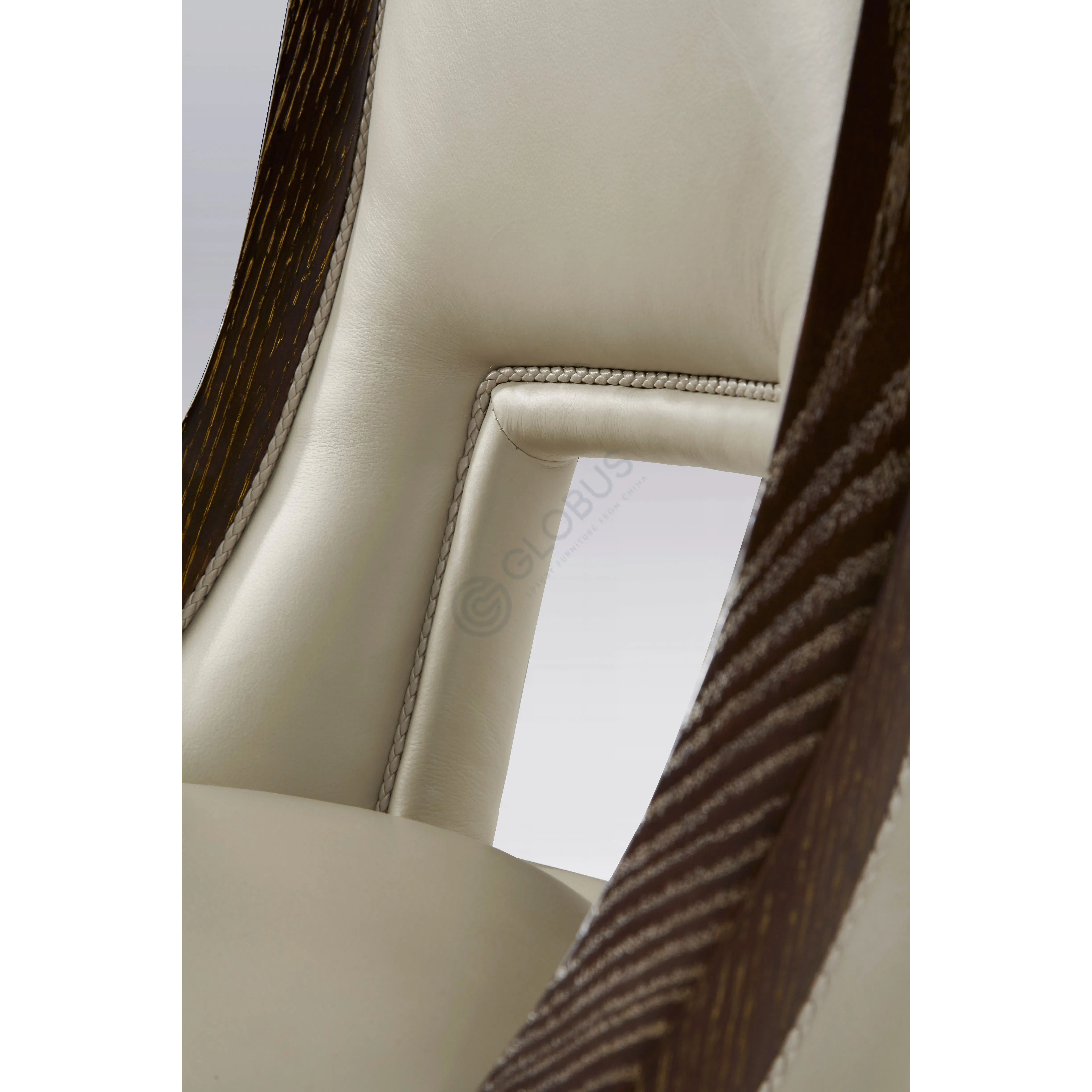 Обеденный стул Vadara