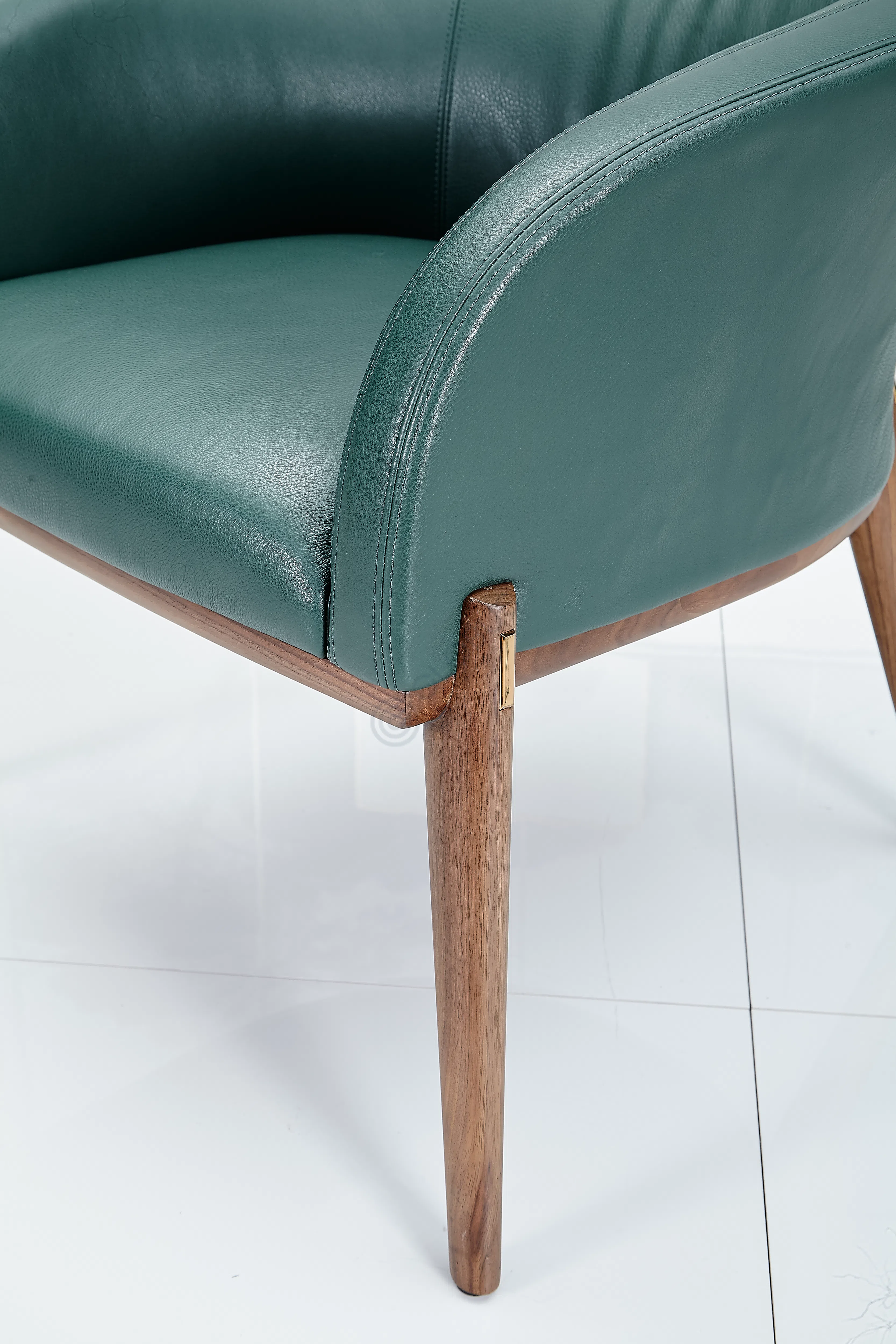 Кресло Piedistallo