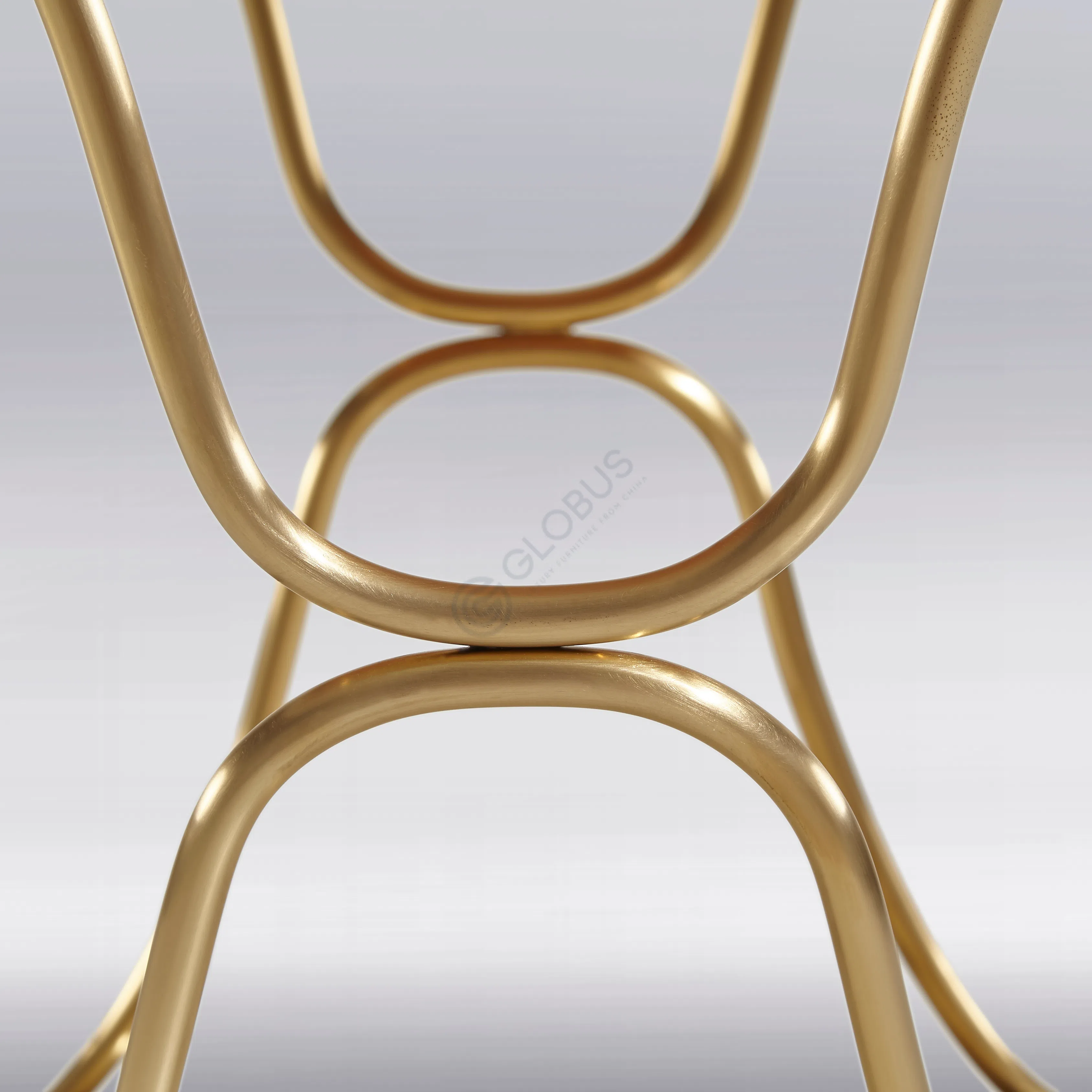 Угловой столик Henilia