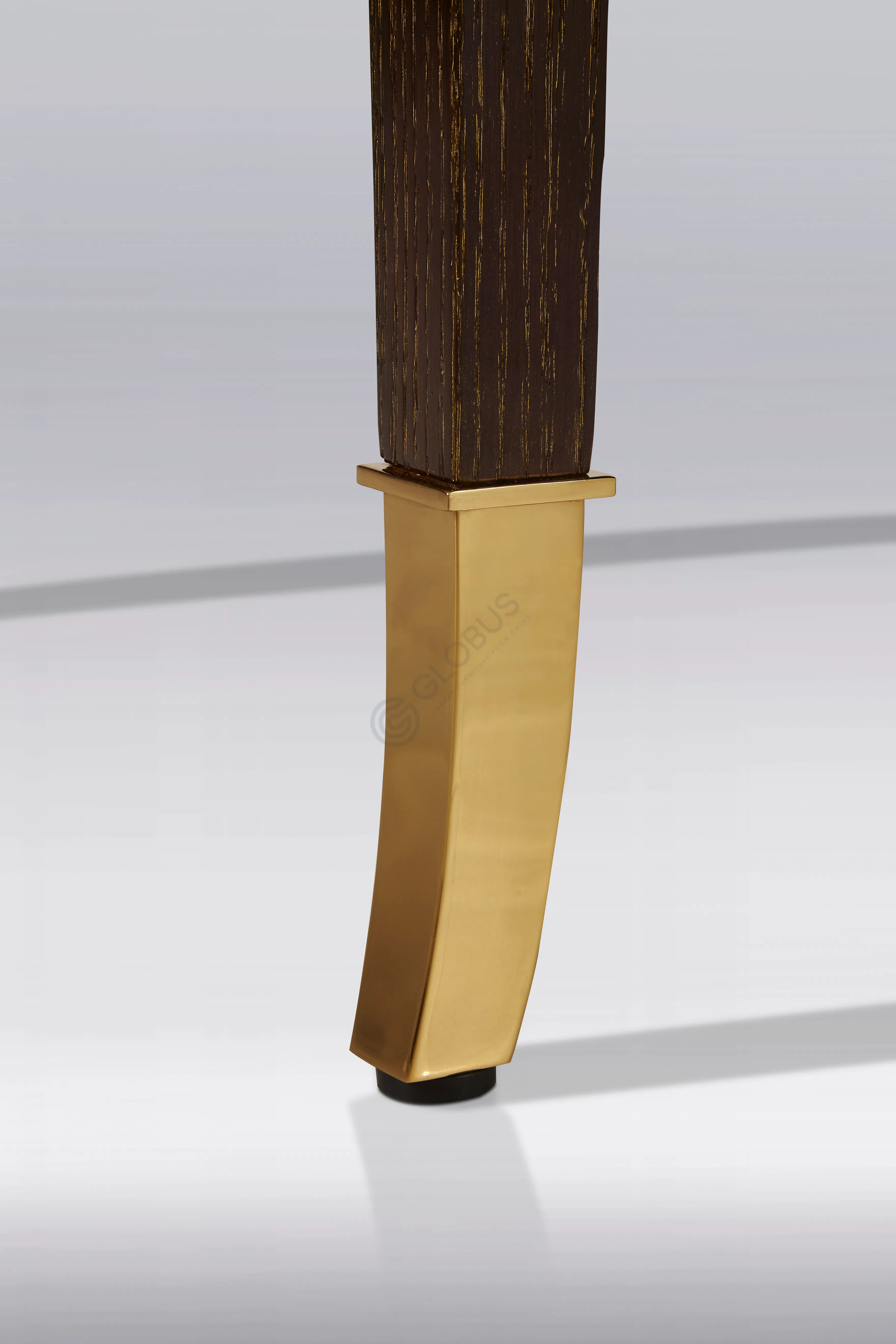 Обеденный стул Vadara