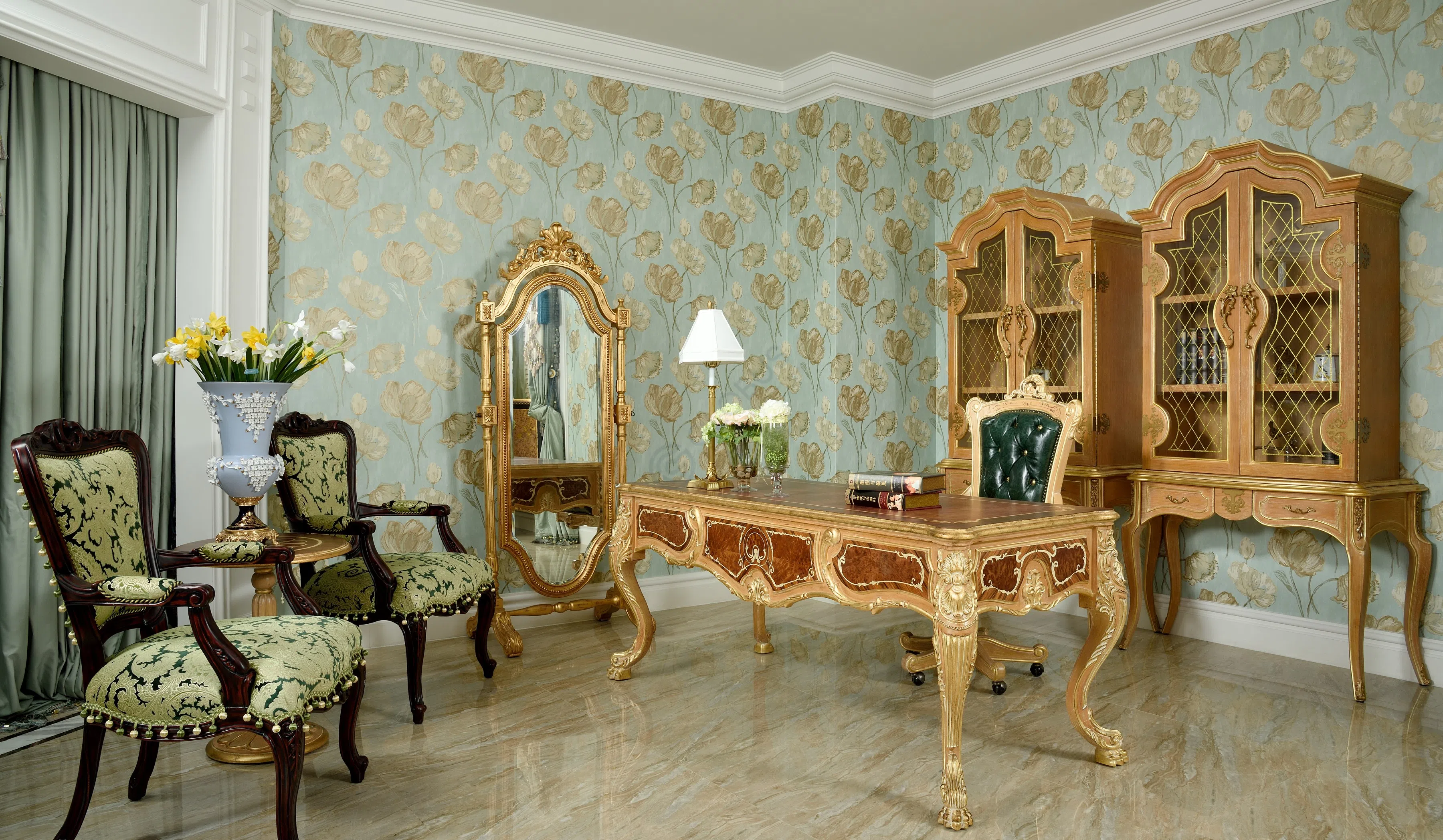 Стол для кабинета Selvin