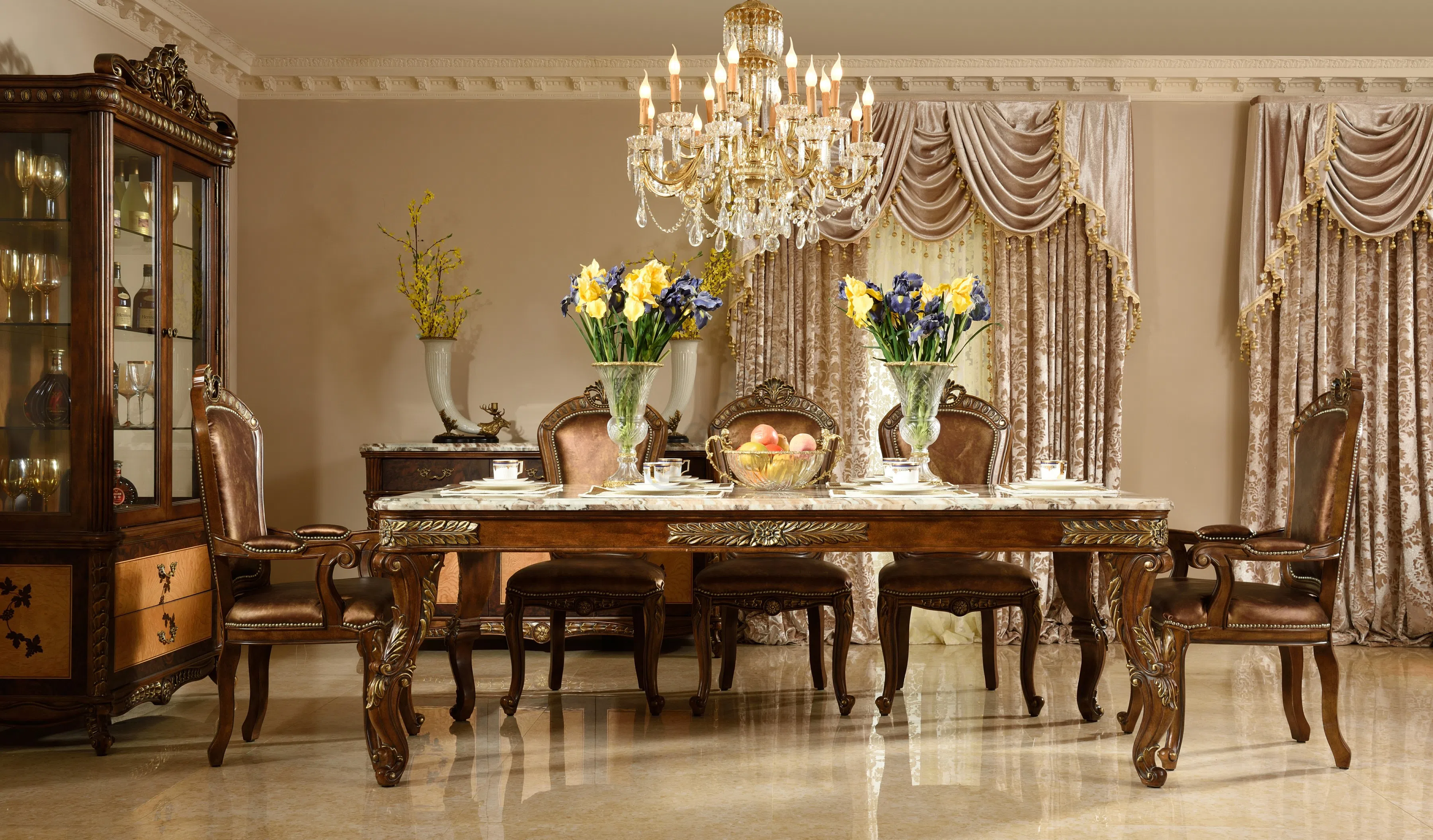 Обеденный стол Satrapa