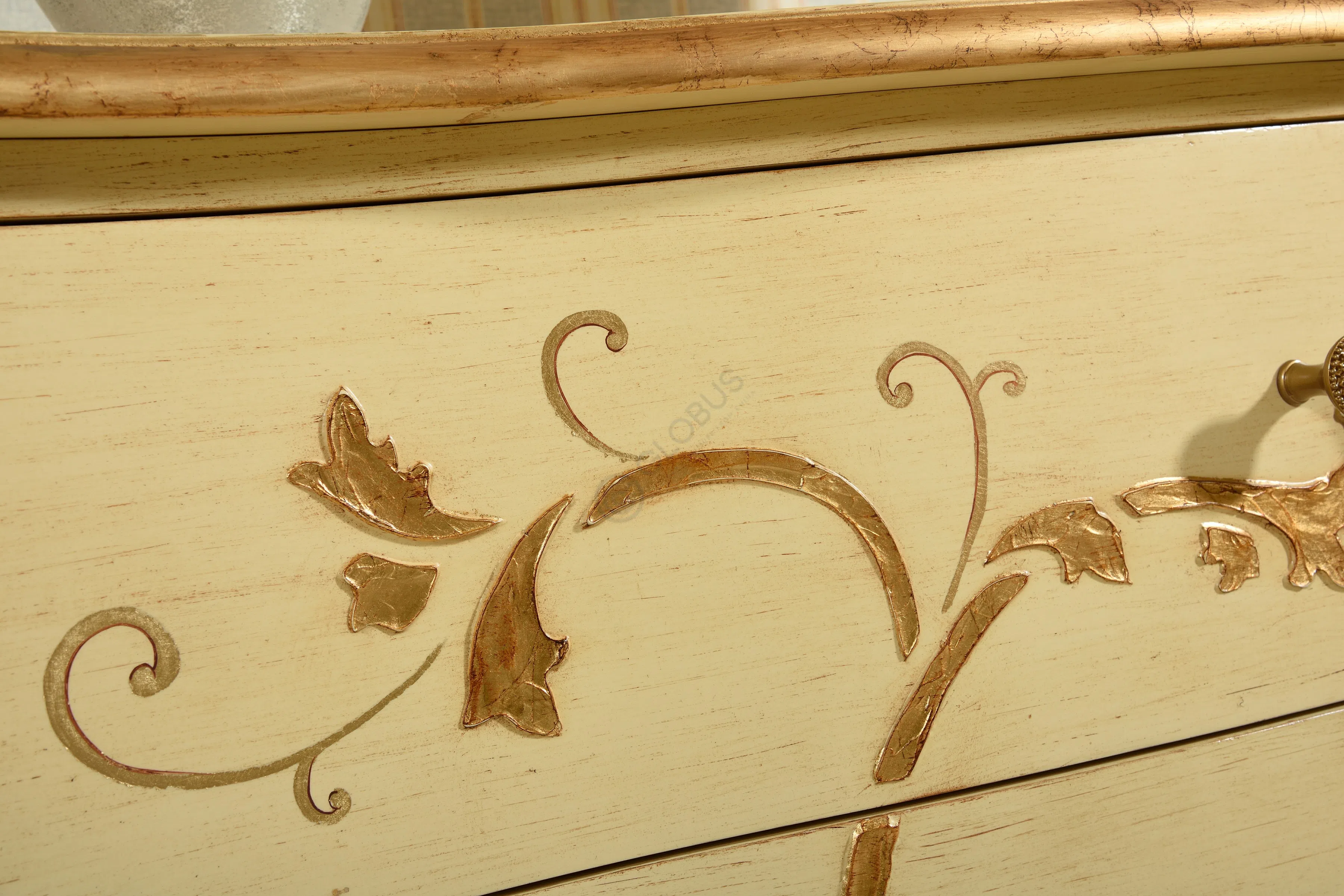 Комод Cleopatra