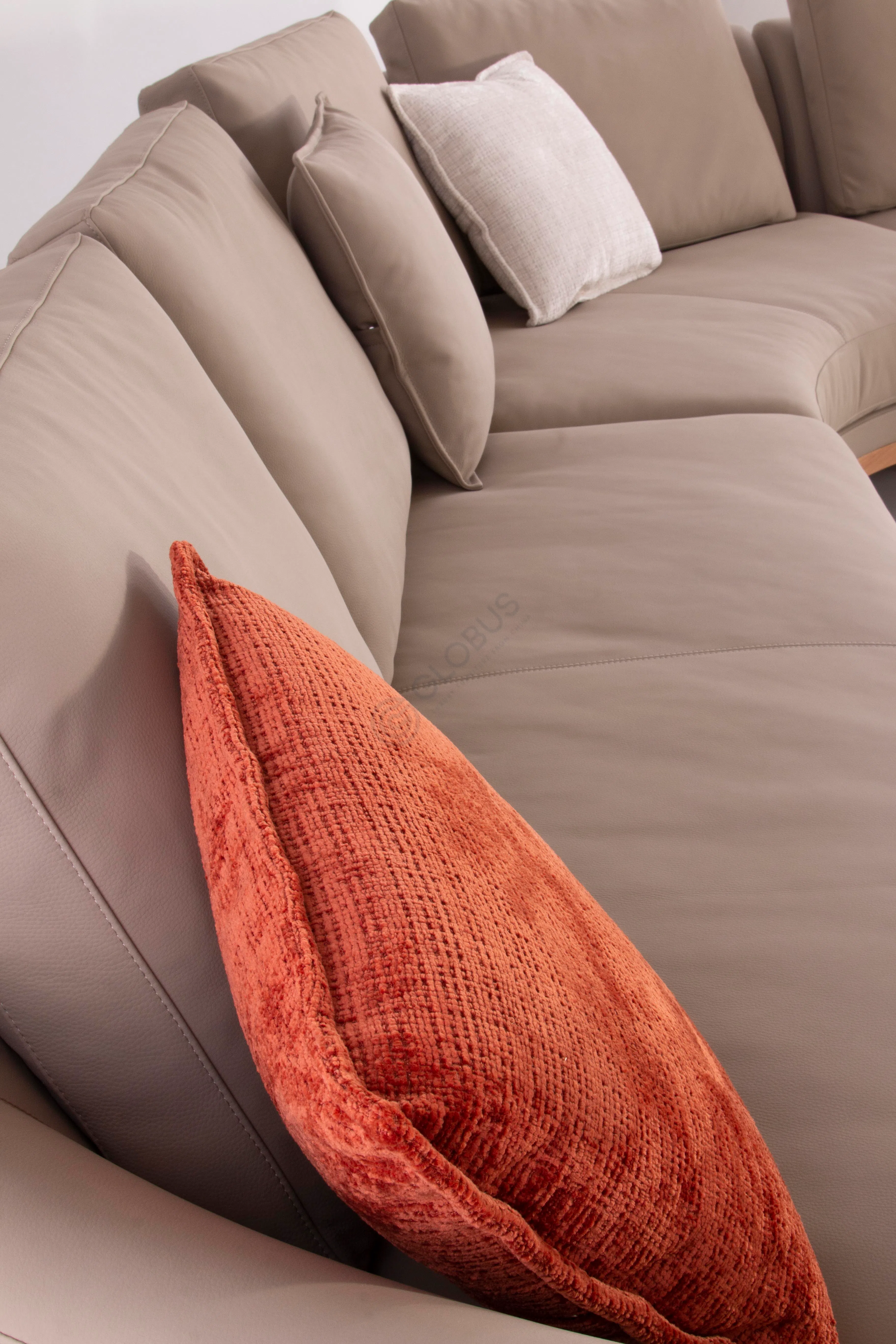 Диван Preliator