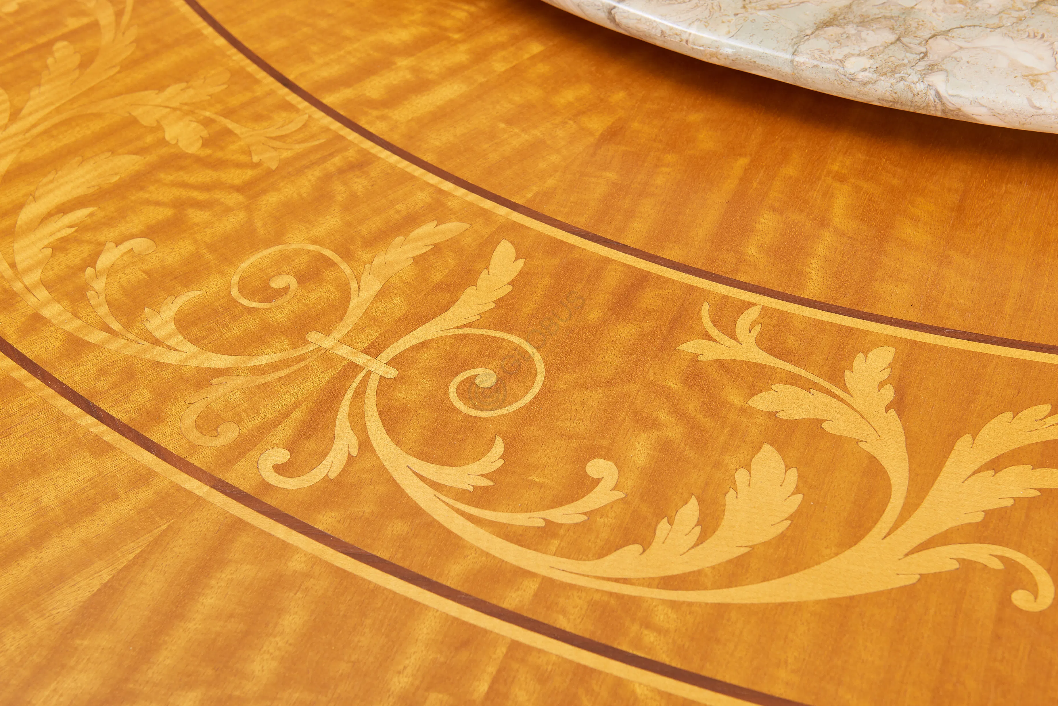 Обеденный стол Xenobia