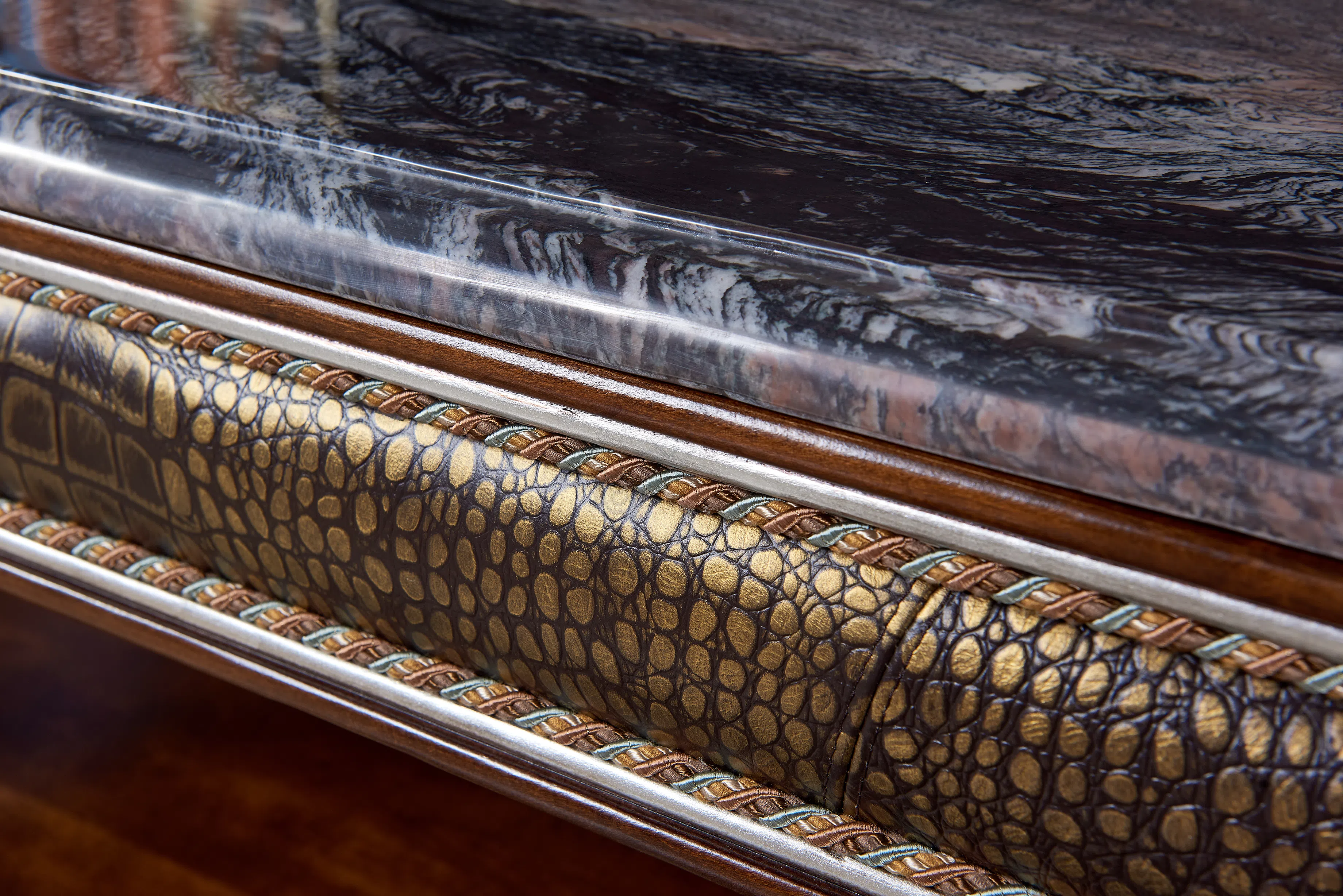 Журнальный столик Enigmae