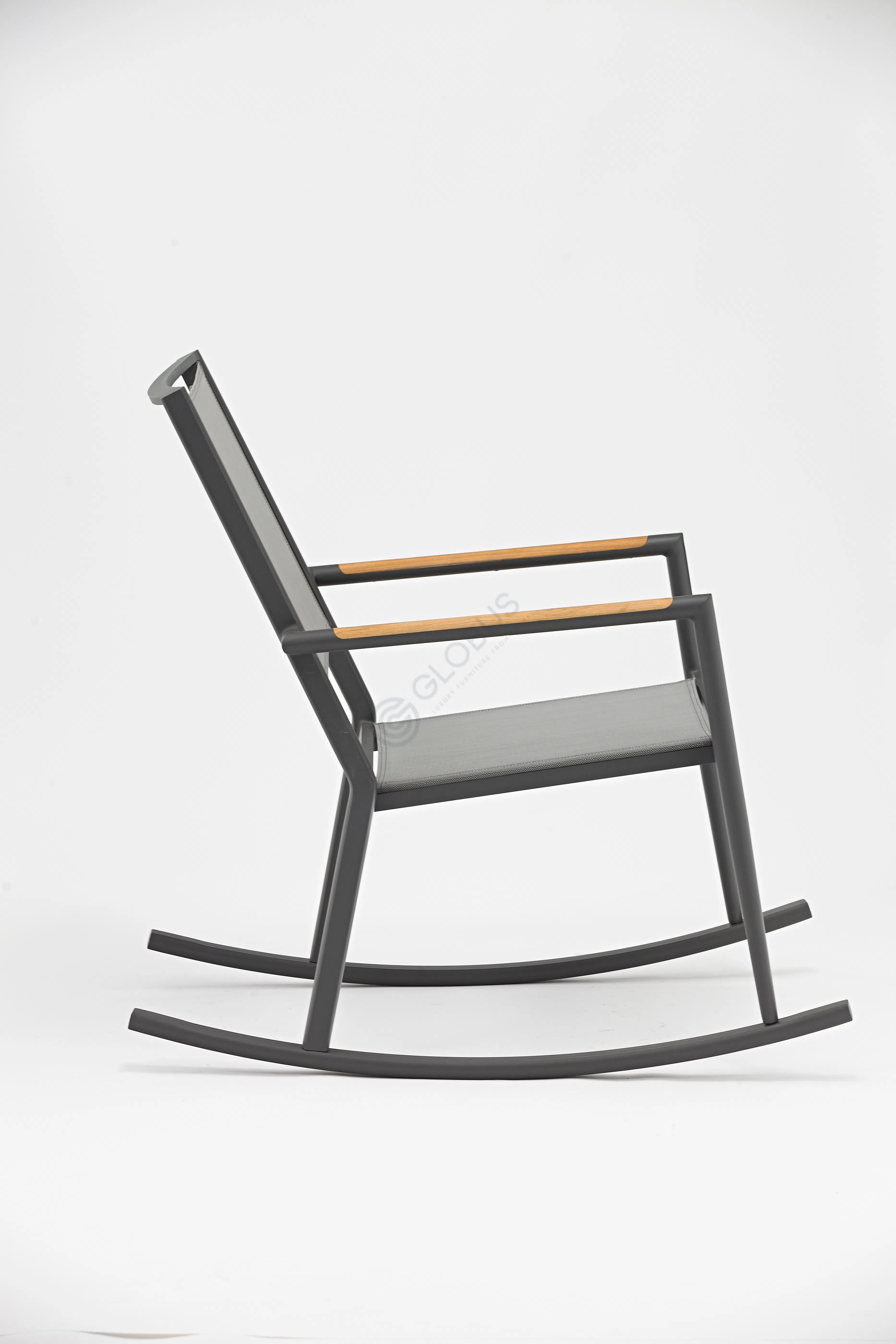 Уличное кресло-качалка COUTURE JARDIN