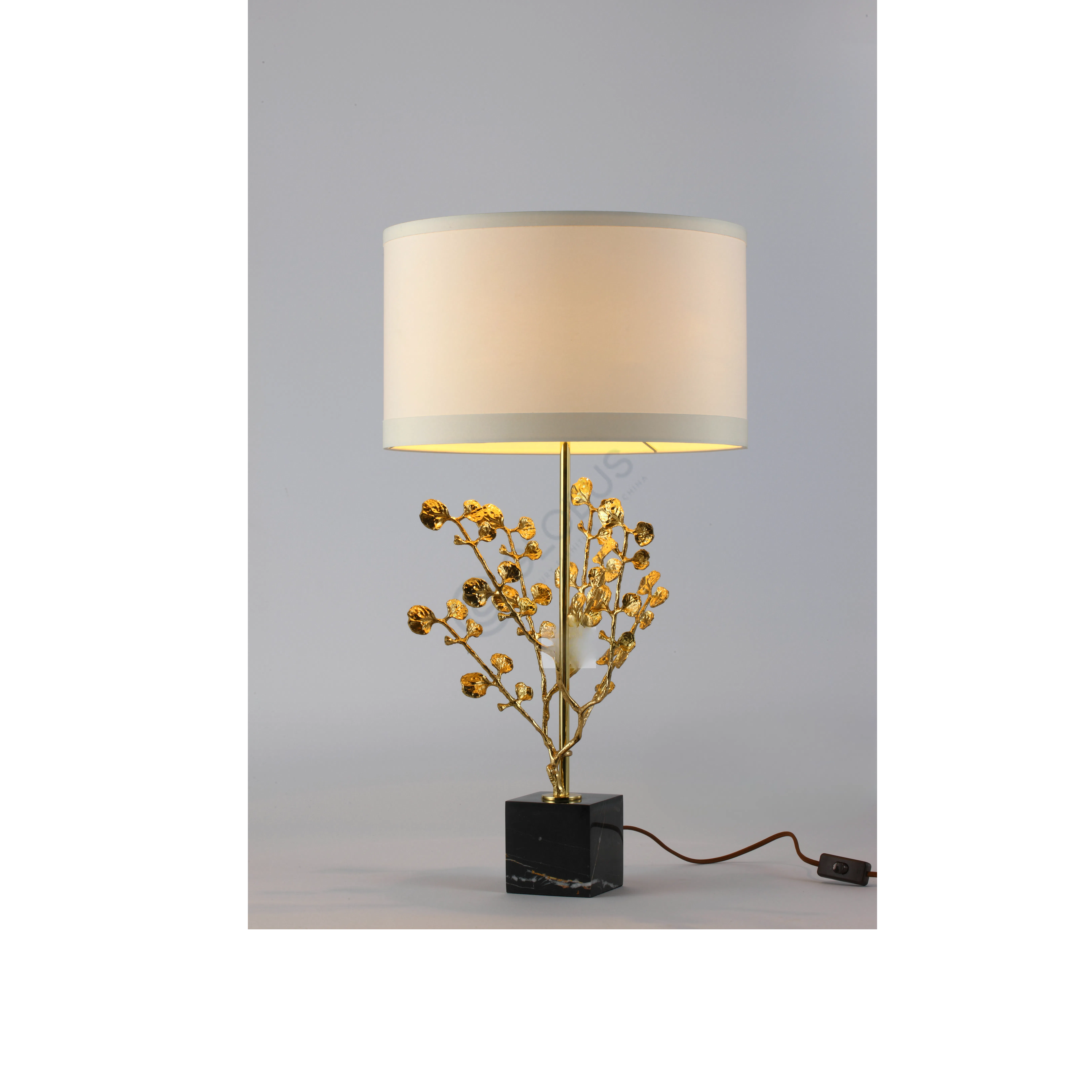 Настольная лампа Waynesville