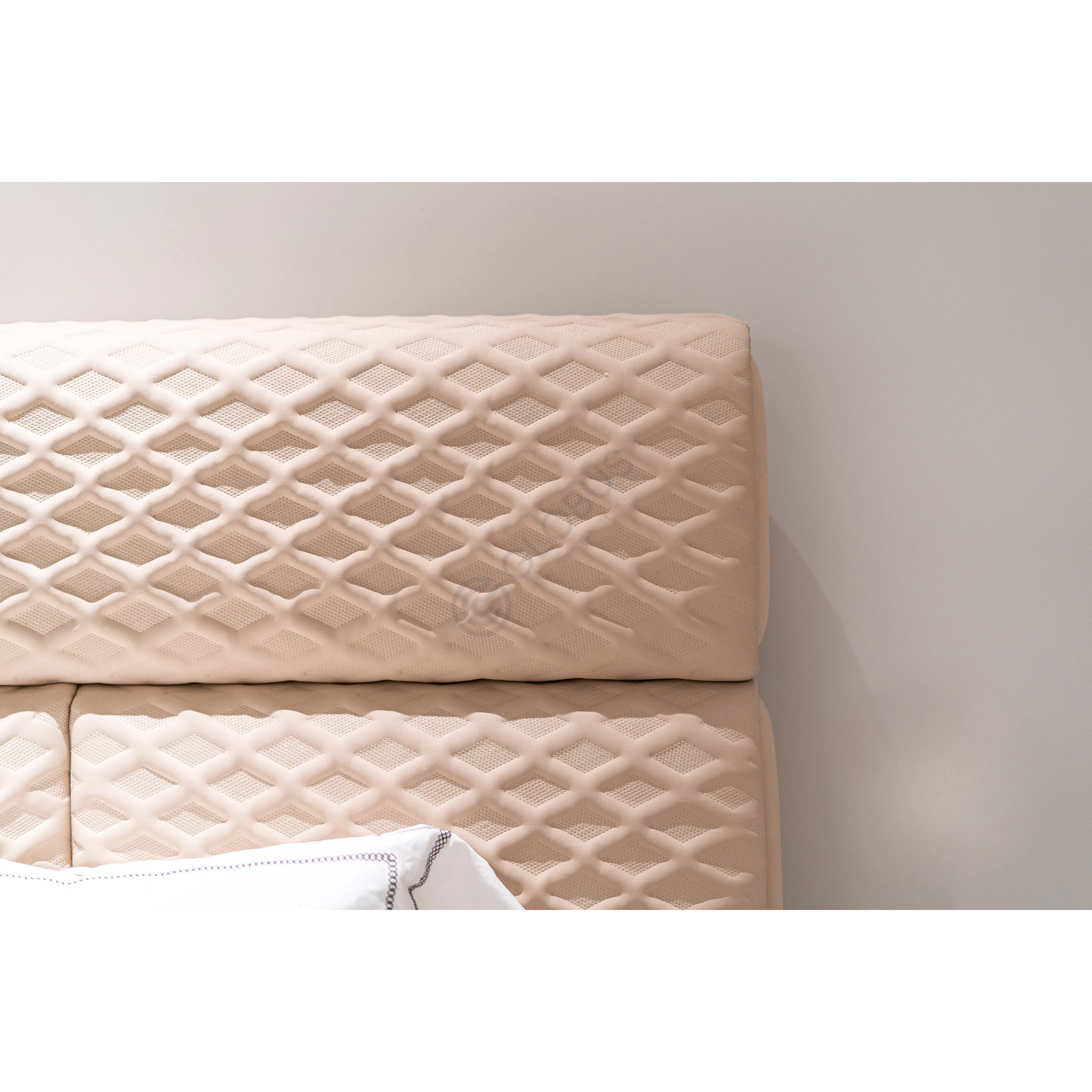 Кровать Kerenza