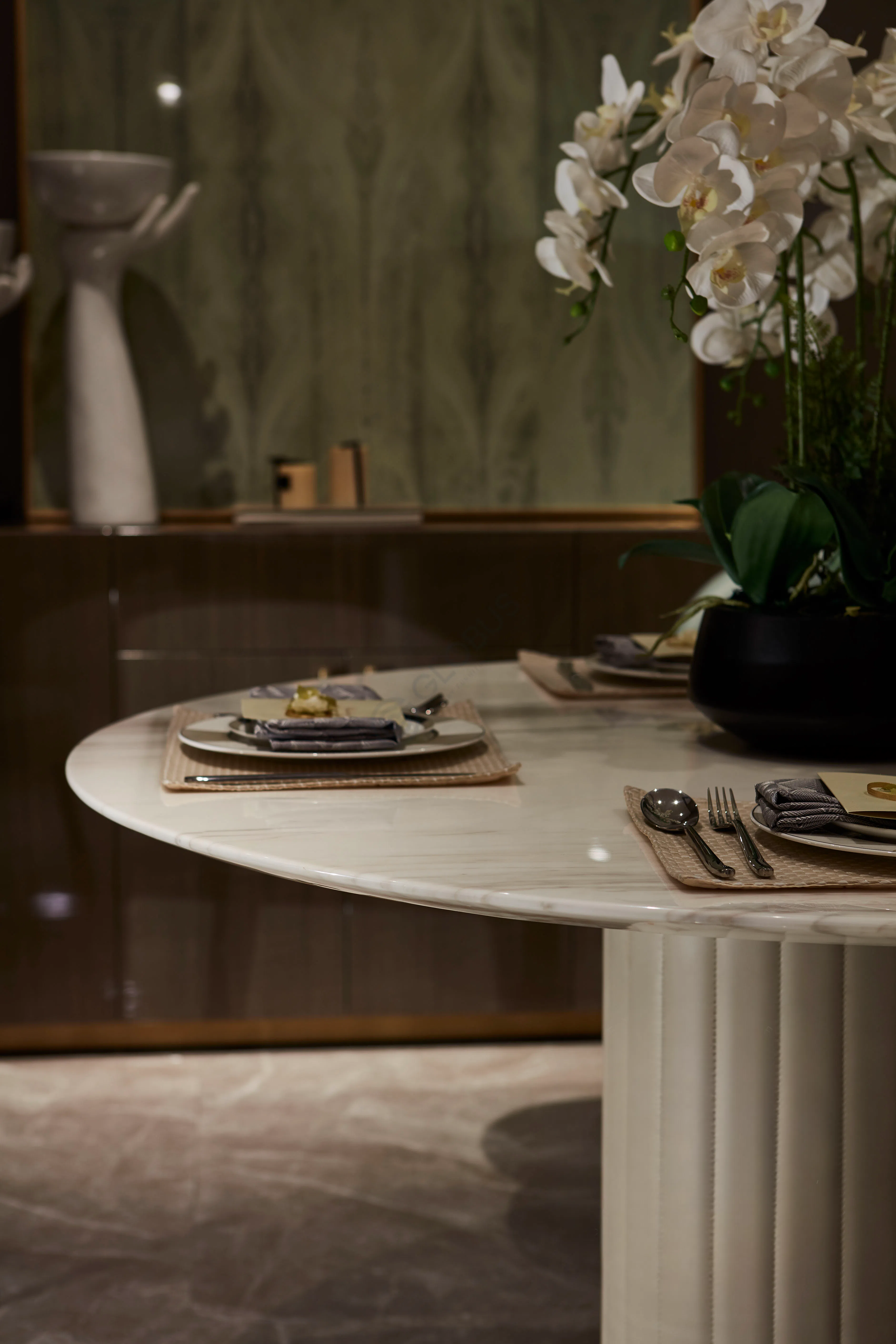 Обеденный стол DAYTONA Byron