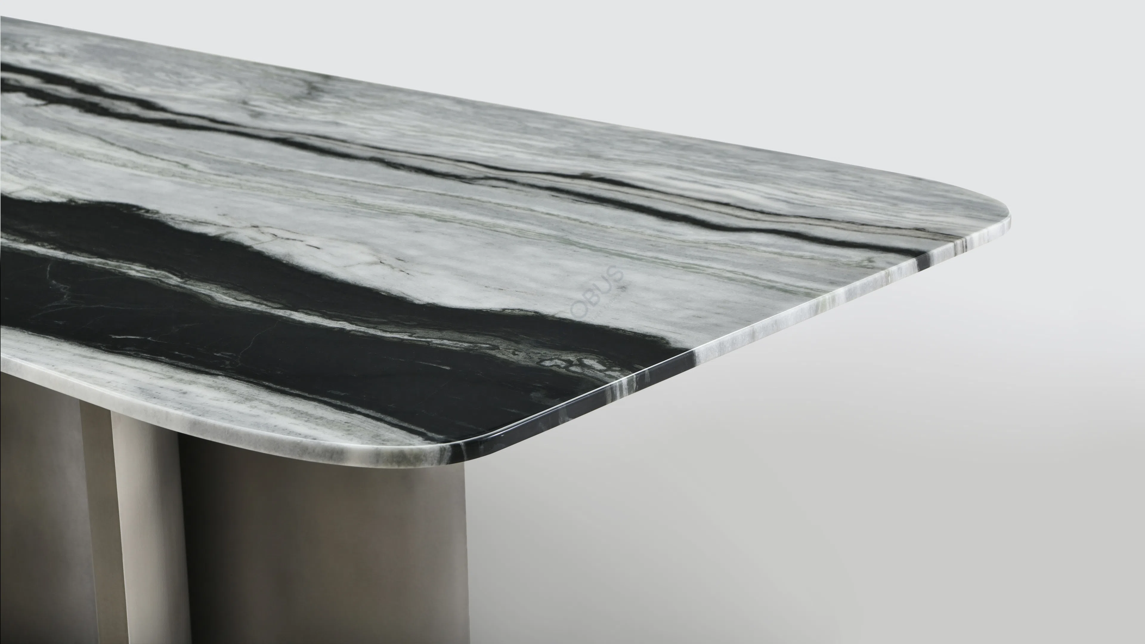 Обеденный стол Cartessa