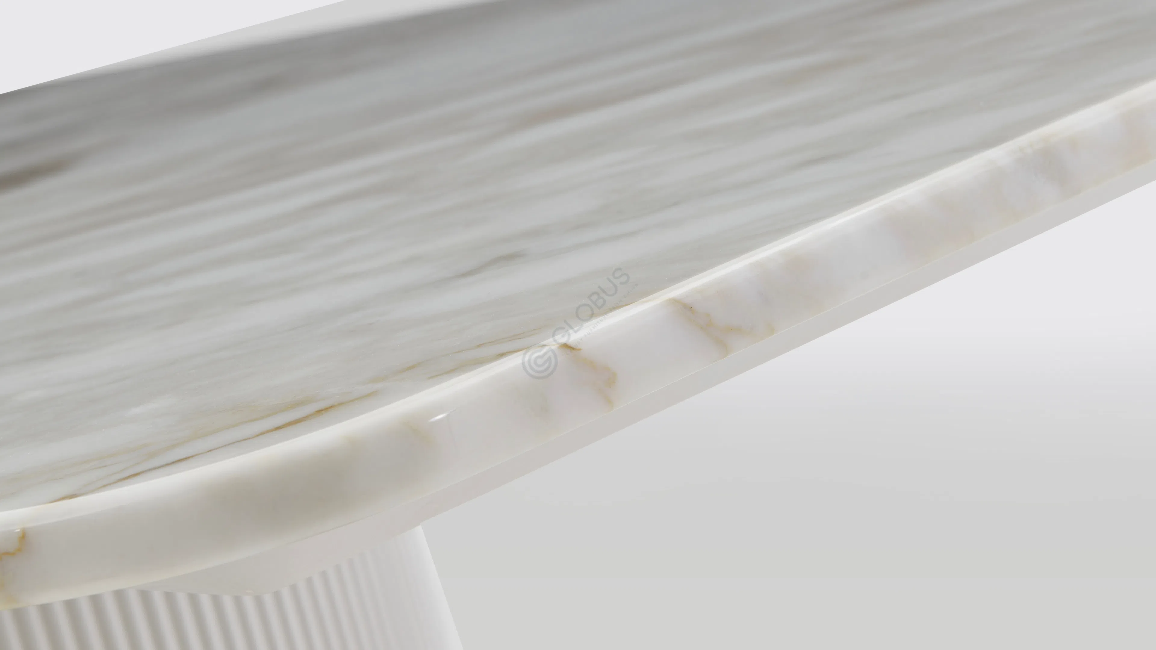 Обеденный стол Osservare